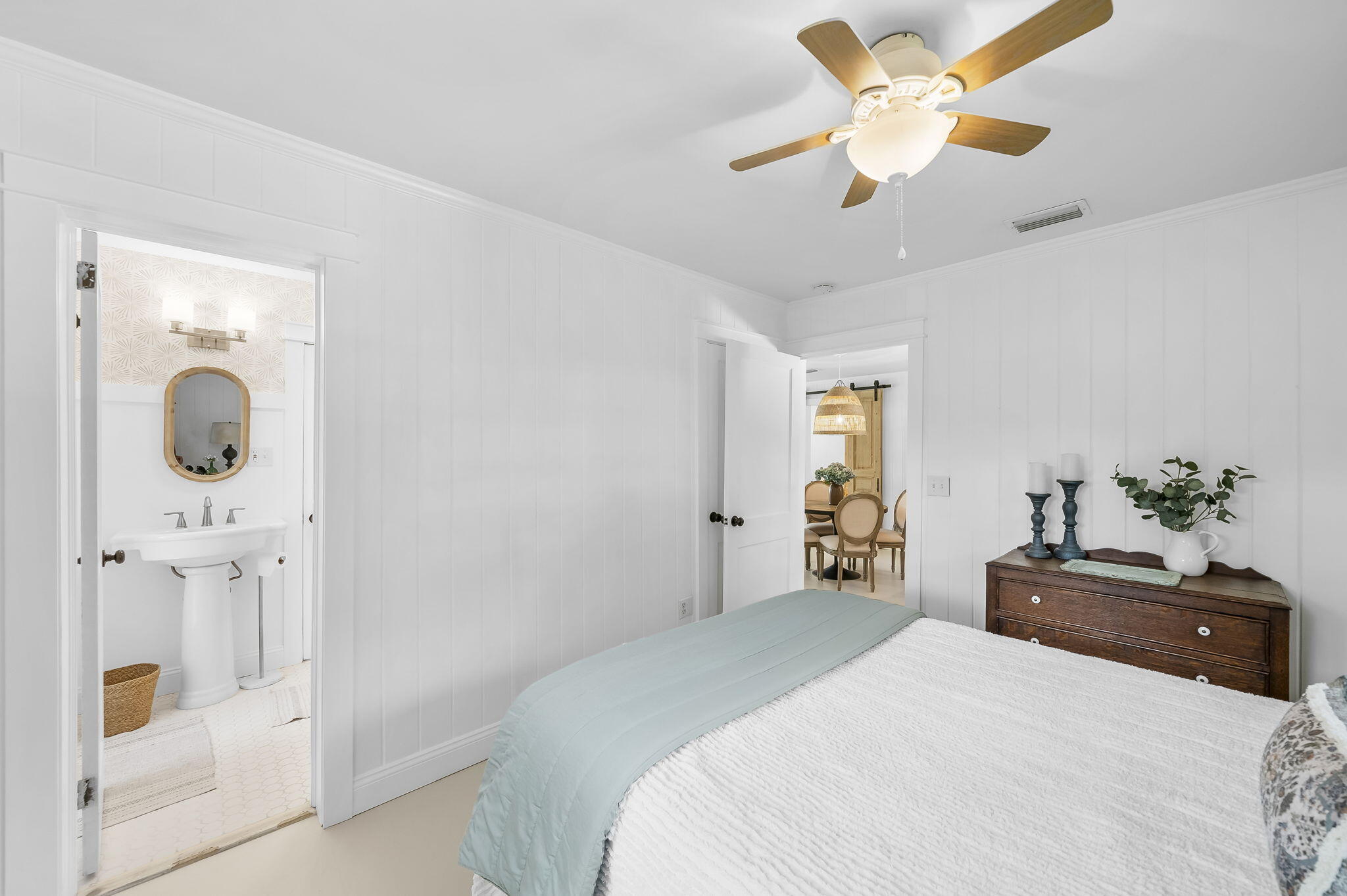 LAGUNA BEACH - Residential