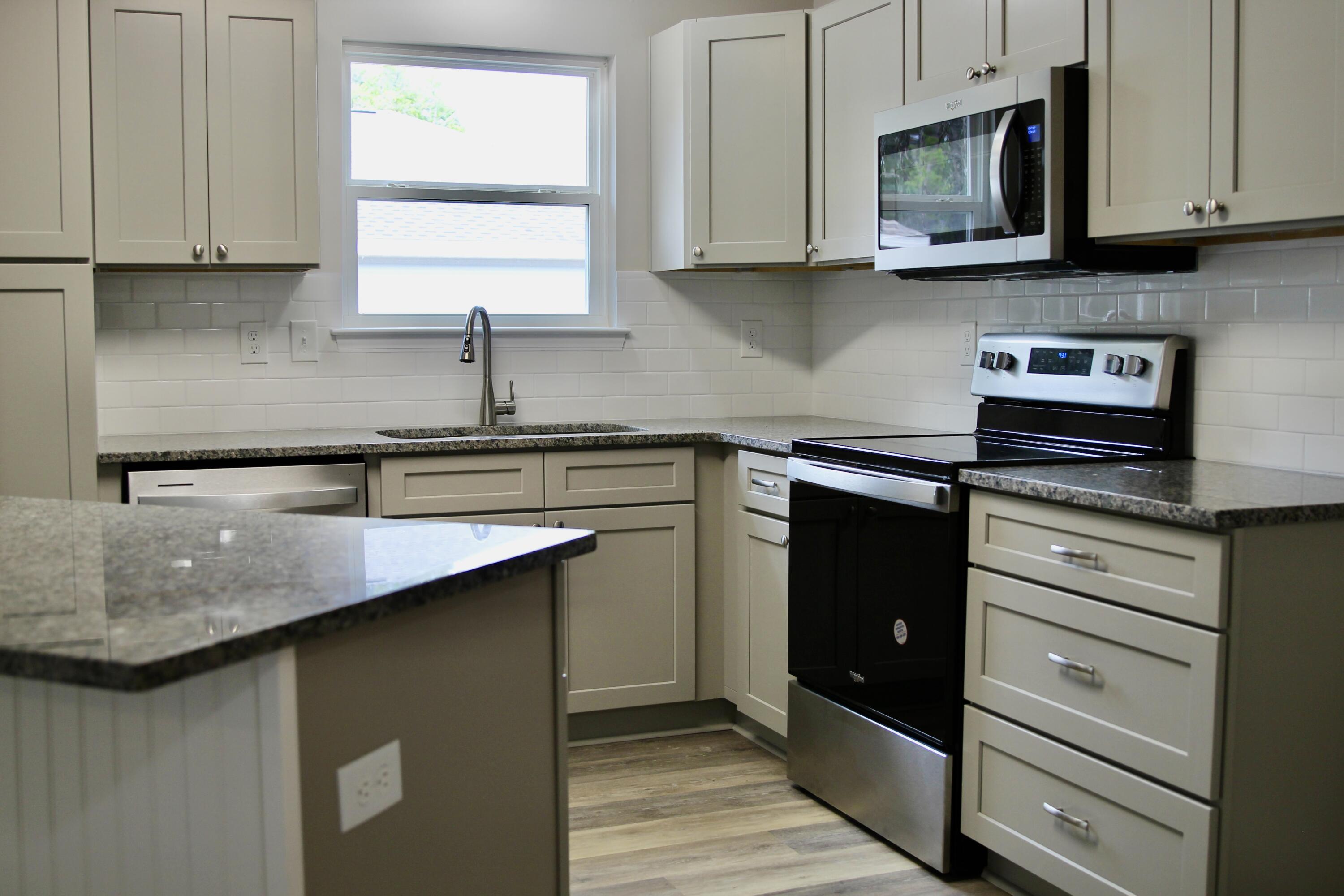 NORTH SUPERGROUP (221000.00) - Residential