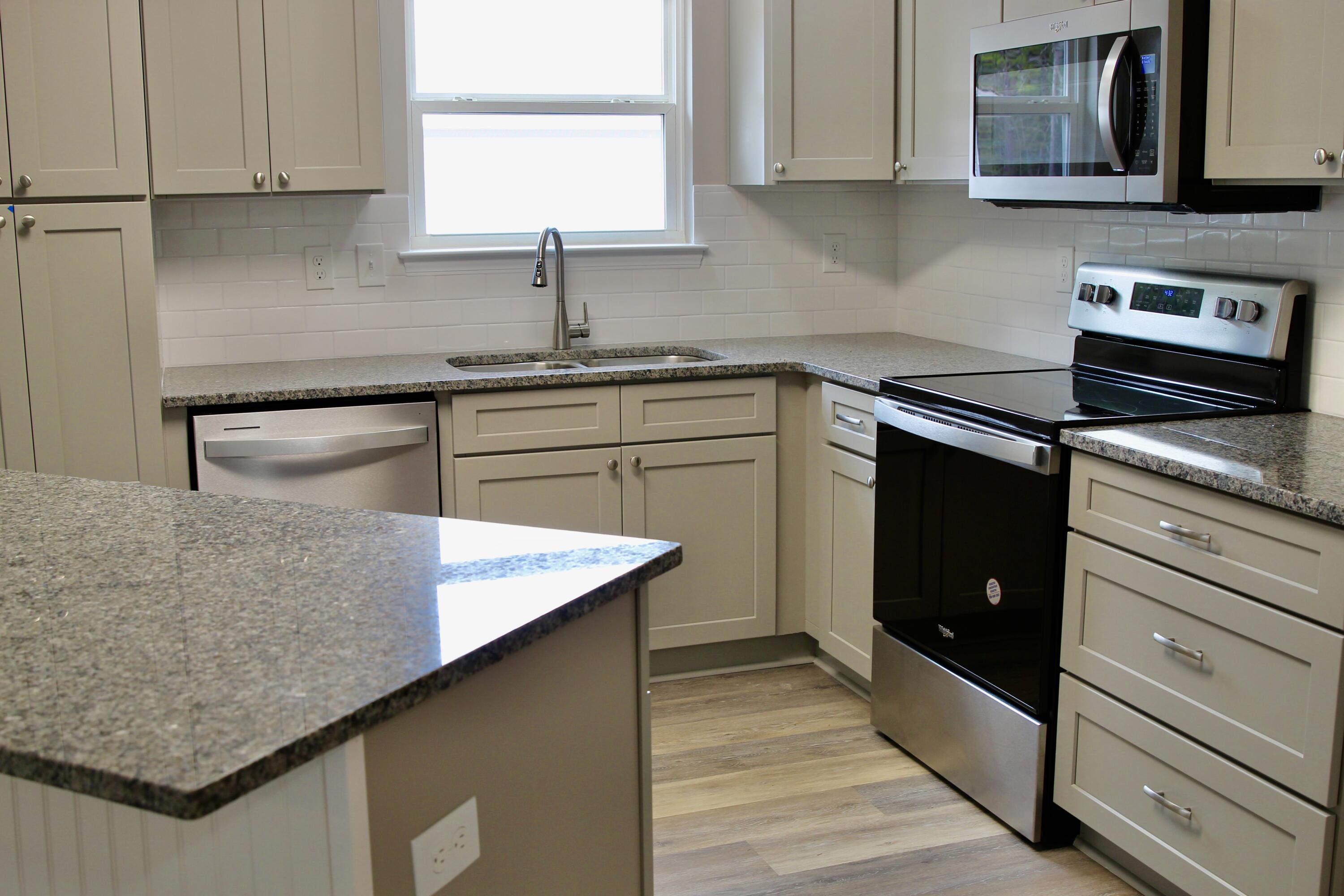 NORTH SUPERGROUP (221000.00) - Residential