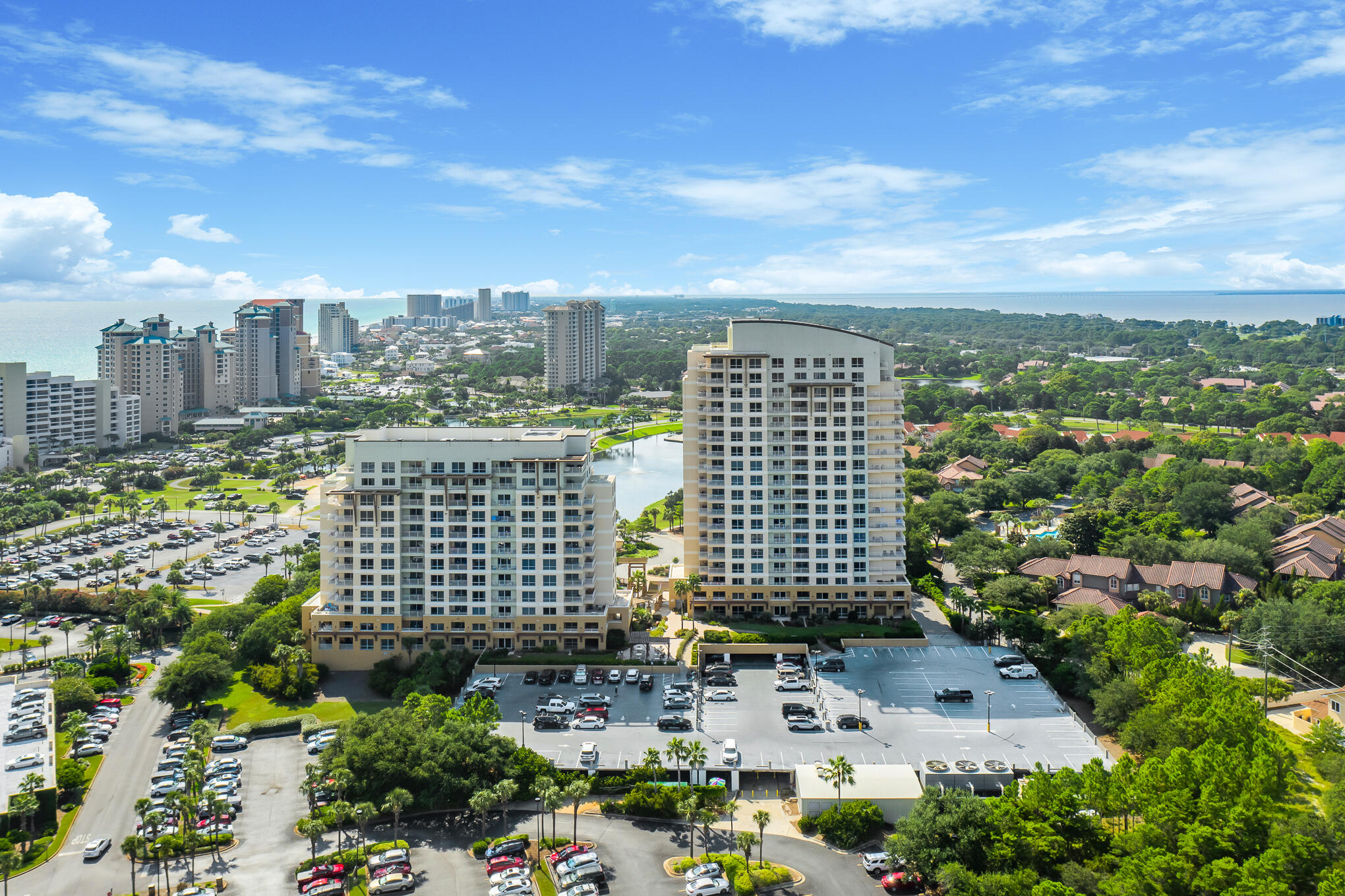 LUAU I - Residential