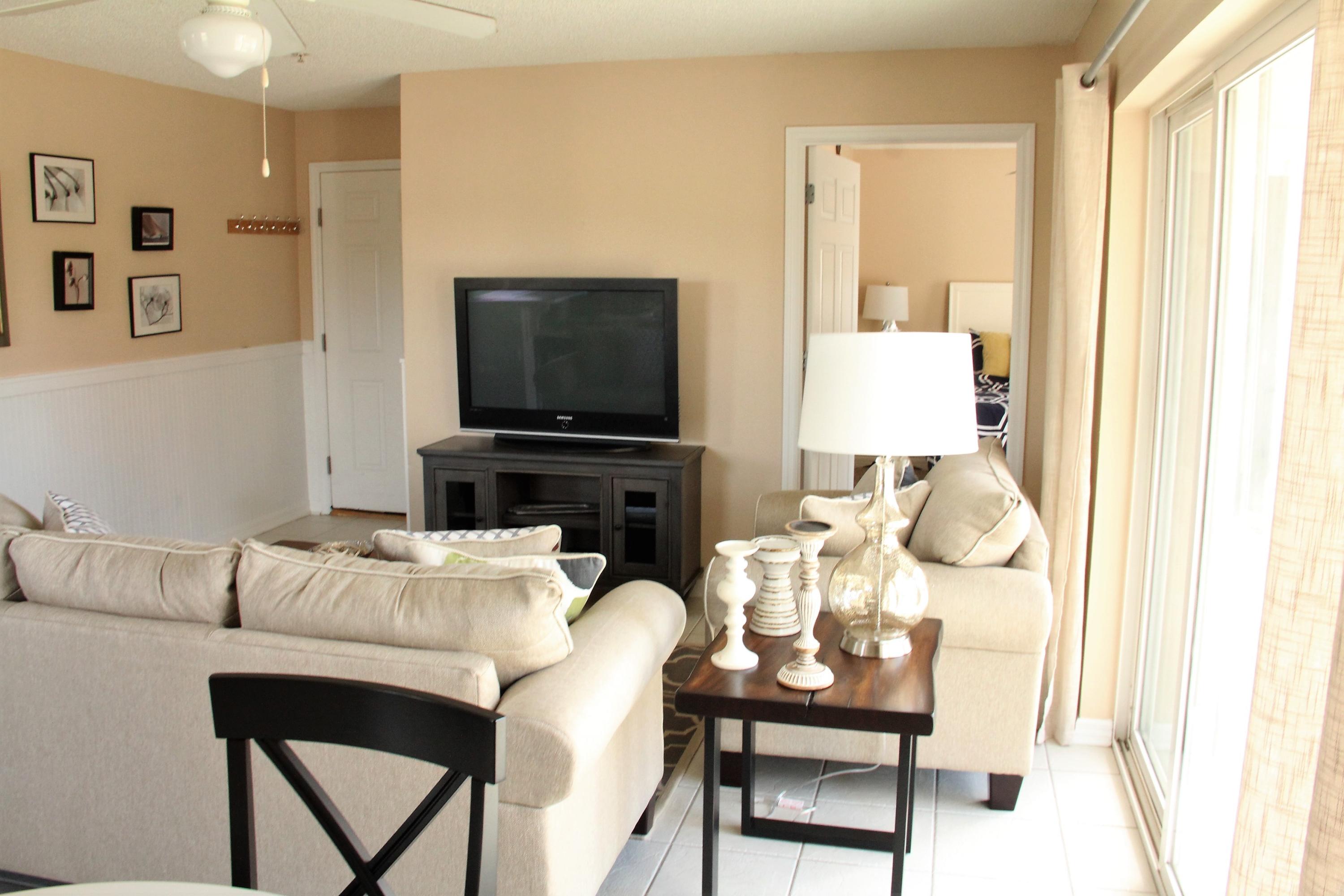 ROLLIN TIDE VILLAS - Residential