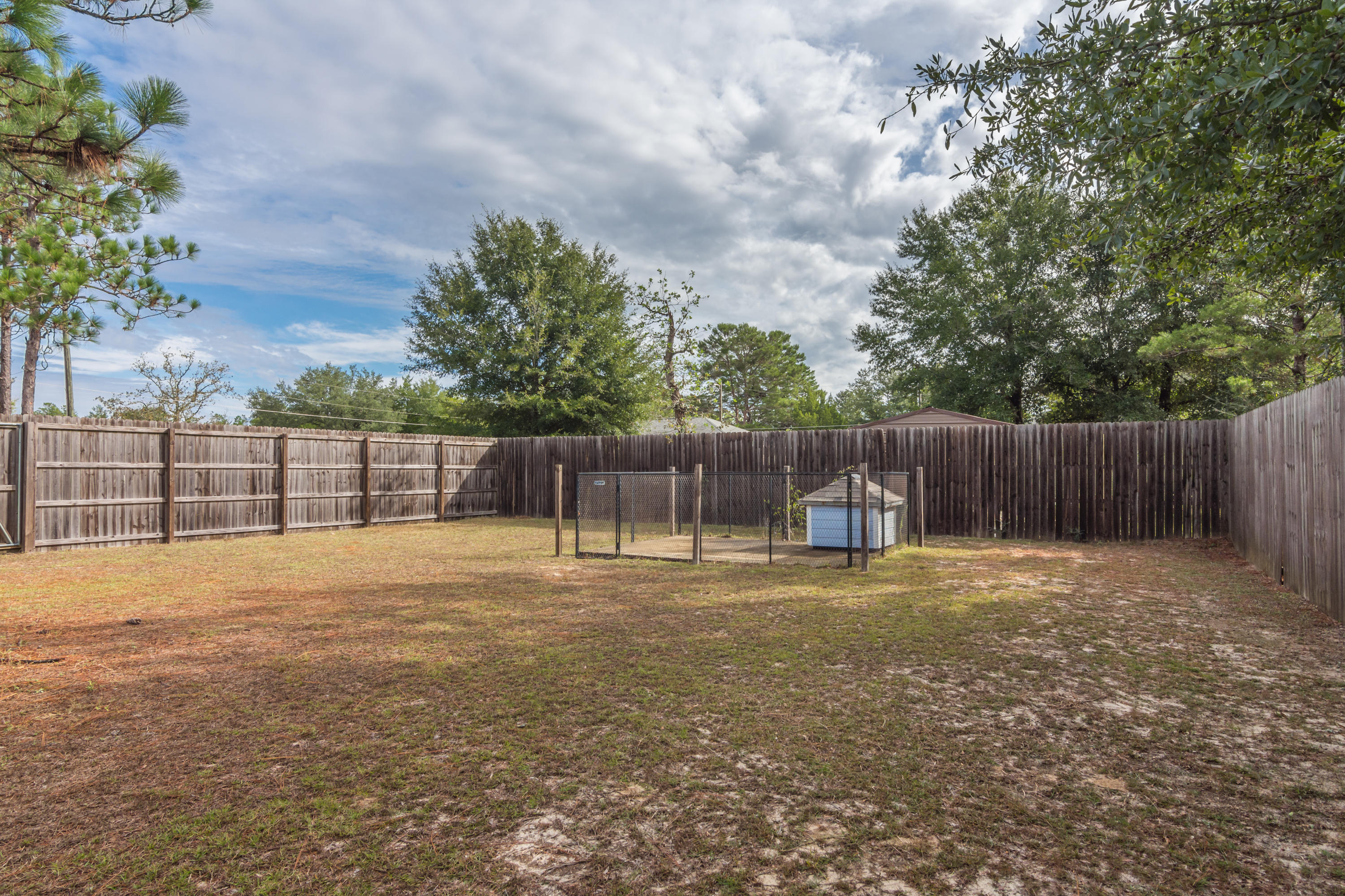 OAKWOOD HILLS UNIT 3 - Residential