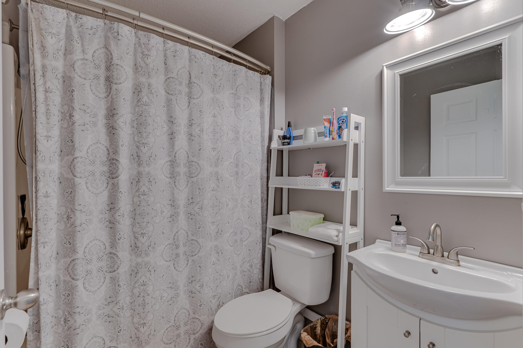 HOLLEY BY THE SEA - Residential