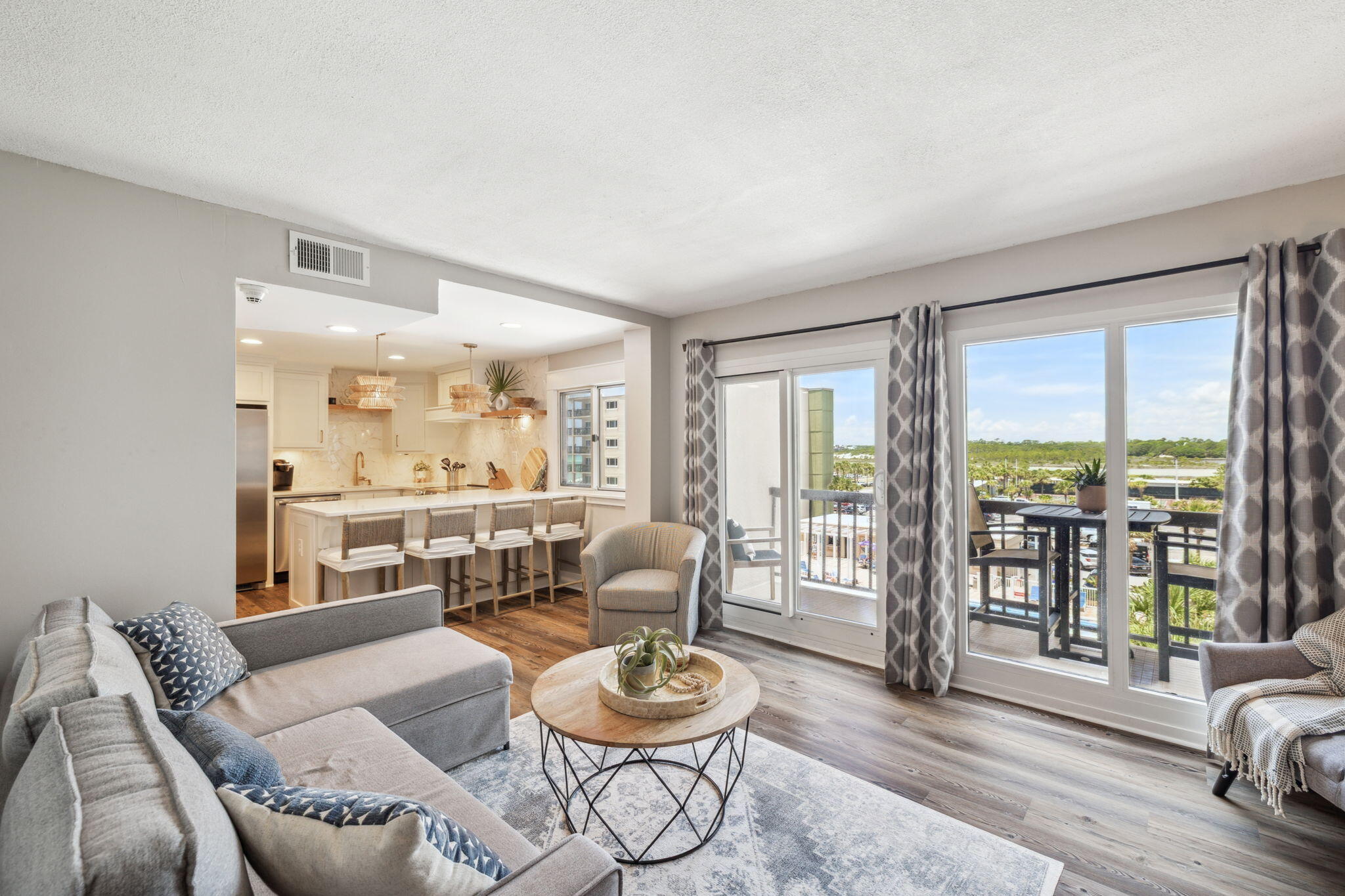 PINNACLE PORT PHASE I - Residential
