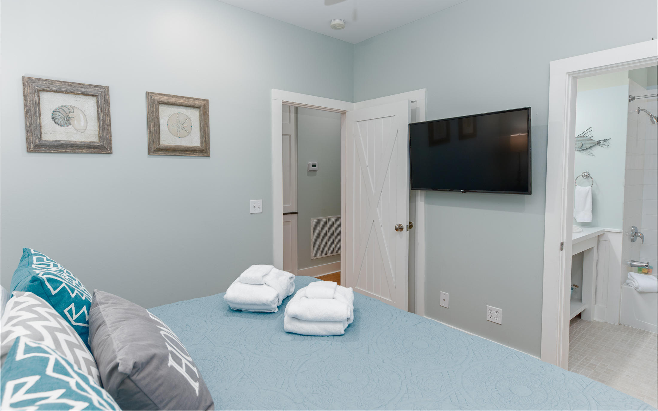 MAGNOLIA COTTAGES - Residential