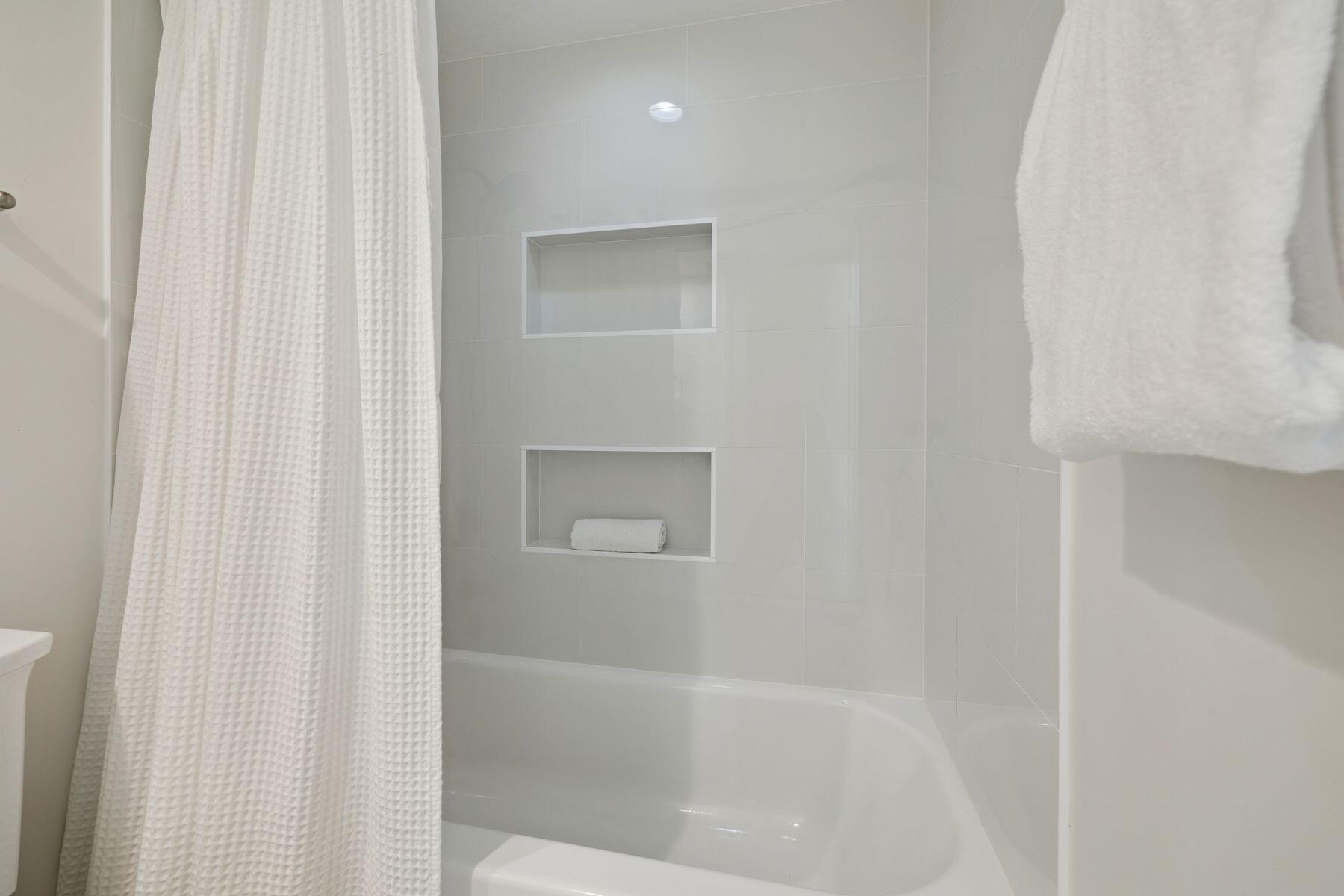 ONE SEAGROVE PLACE CONDO - Residential