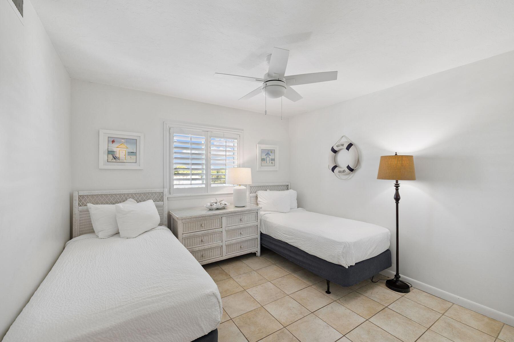 ONE SEAGROVE PLACE CONDO - Residential