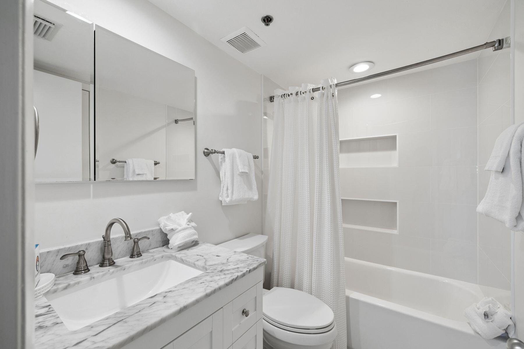 ONE SEAGROVE PLACE CONDO - Residential