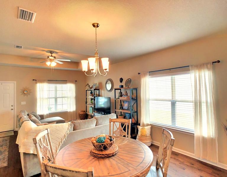 HAMMOCK BAY - Residential