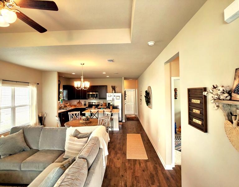 HAMMOCK BAY - Residential