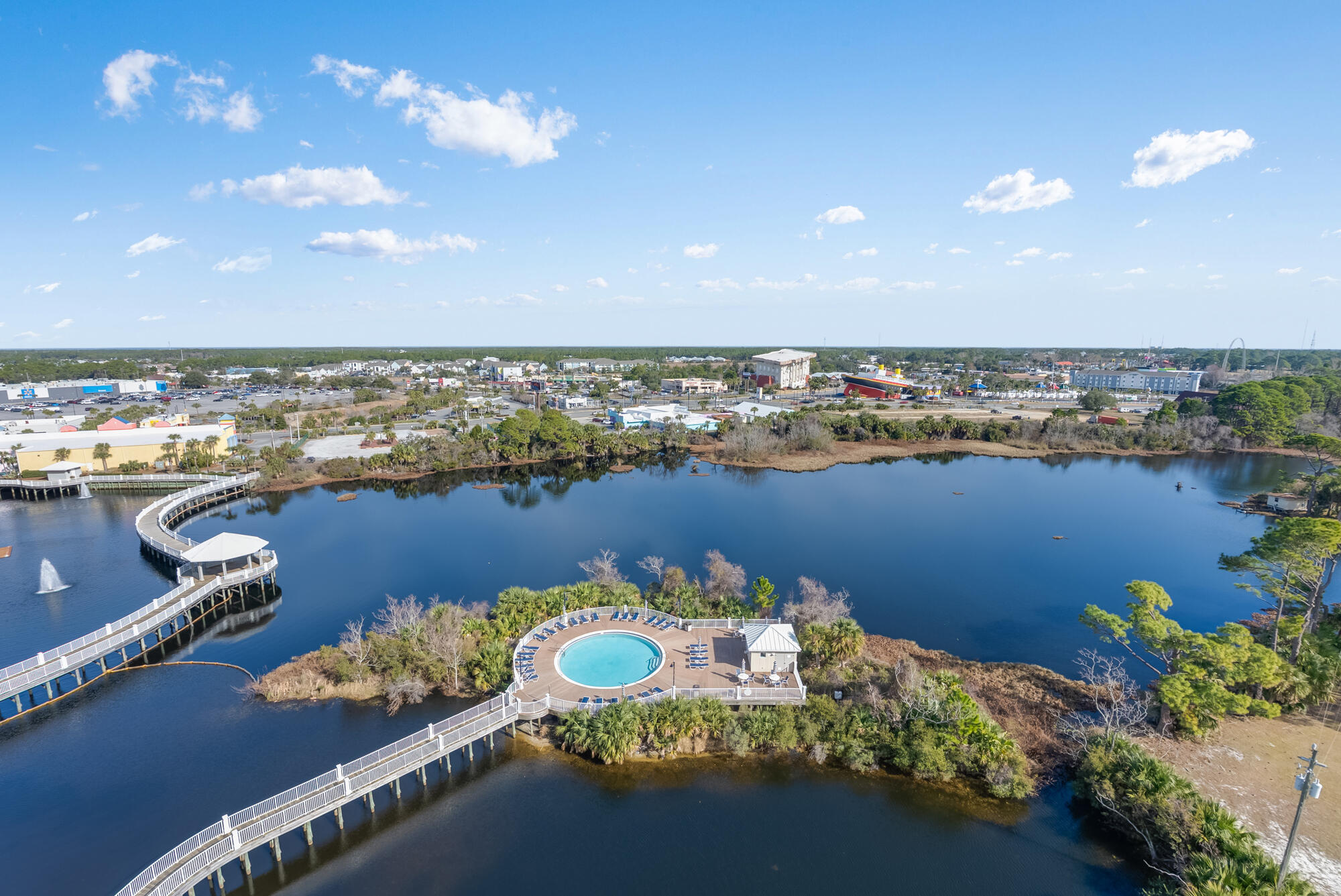 Laketown Wharf - Residential