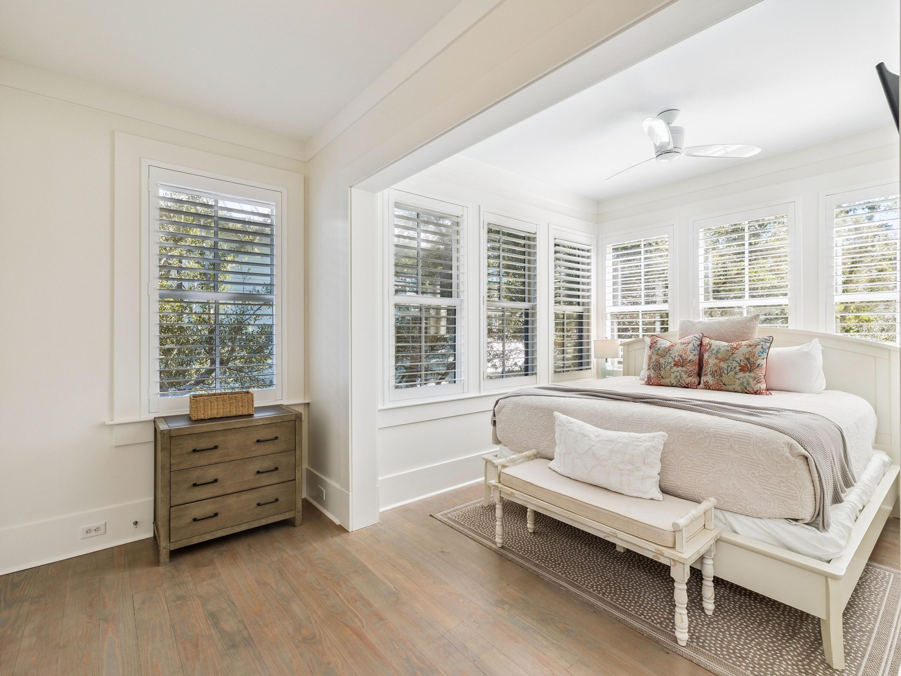 WATERCOLOR - Residential