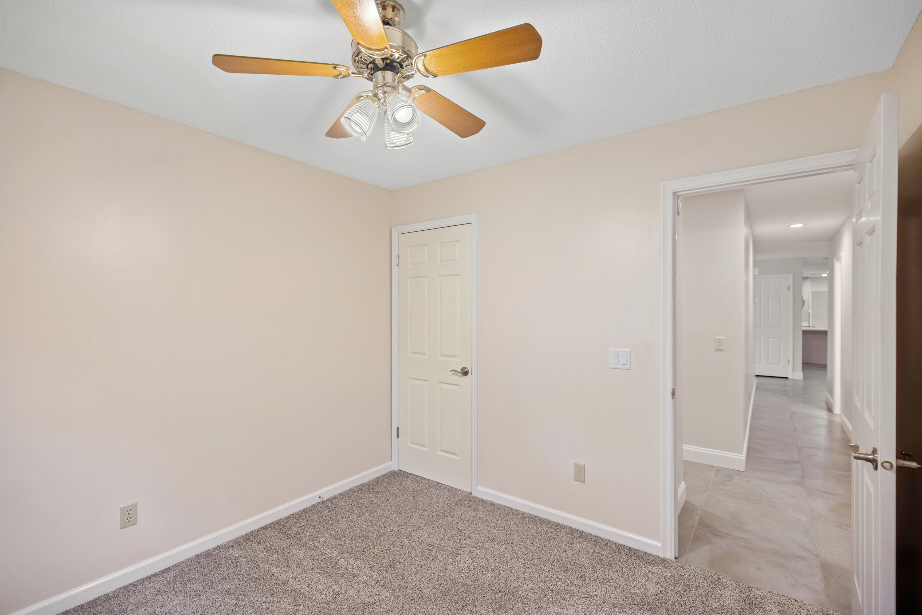 SCOTTSDALE SOUTH - Residential