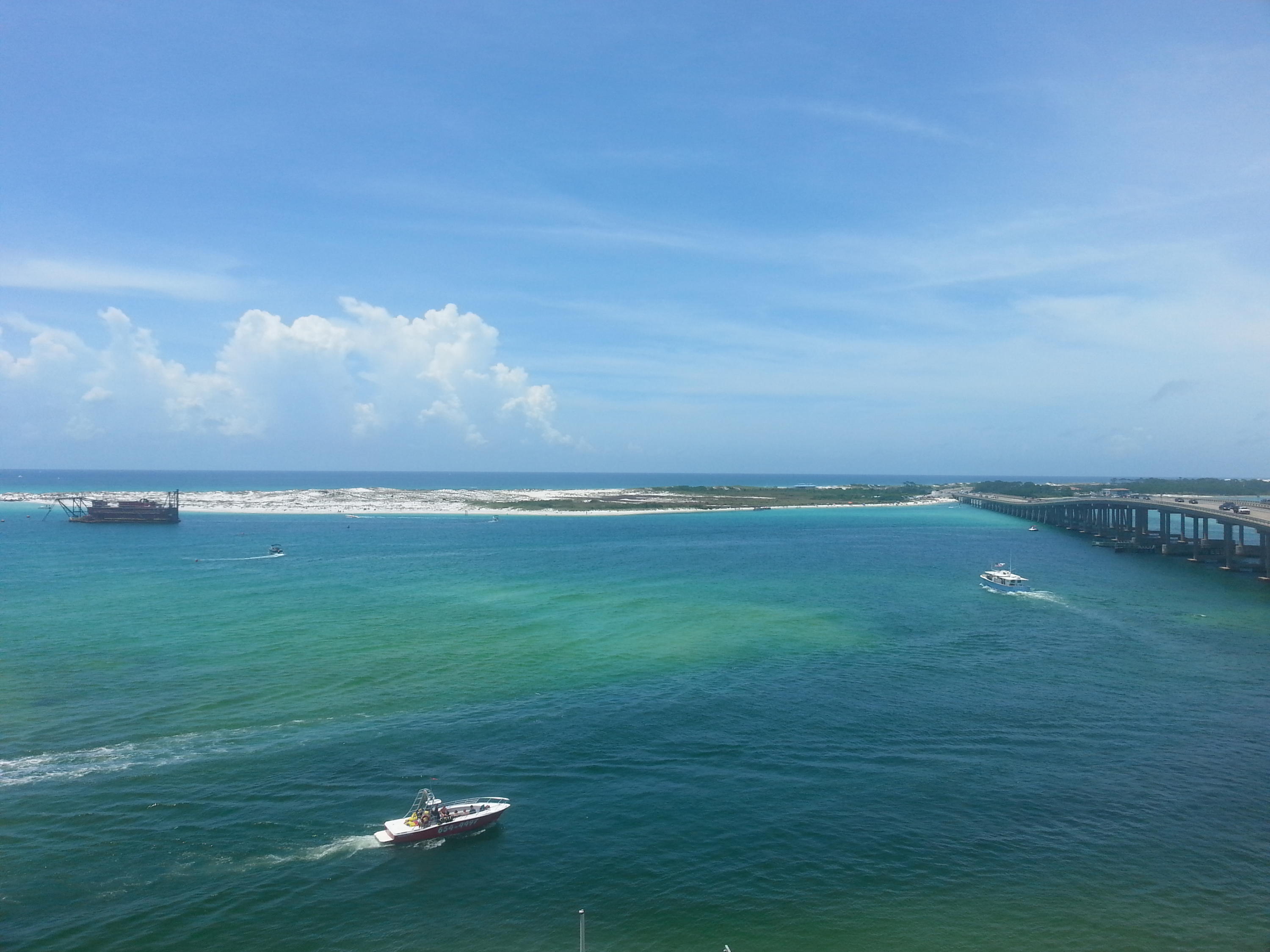 EMERALD GRANDE - Residential