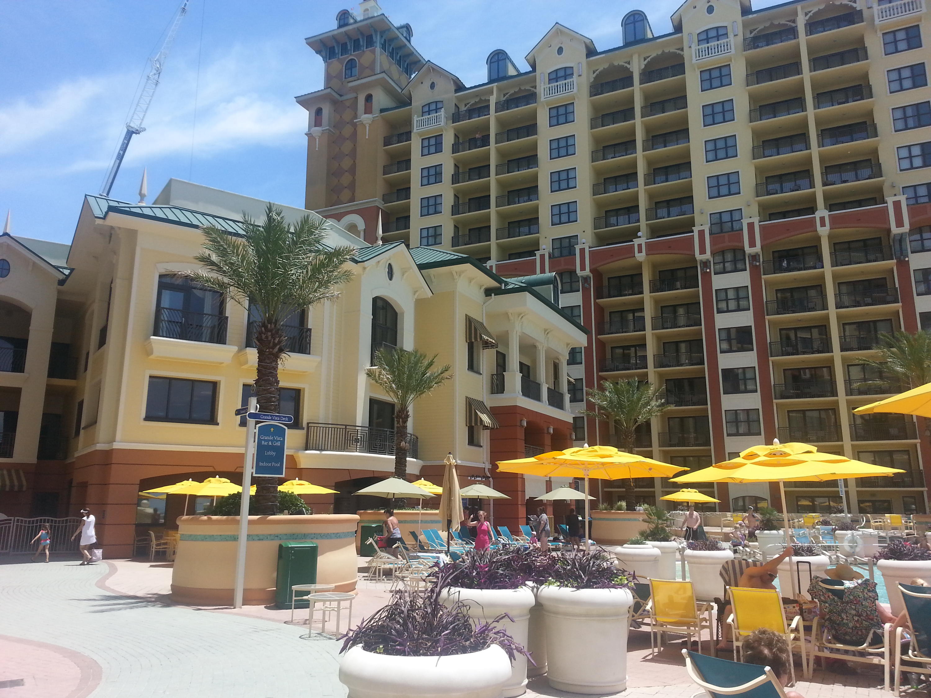 EMERALD GRANDE - Residential