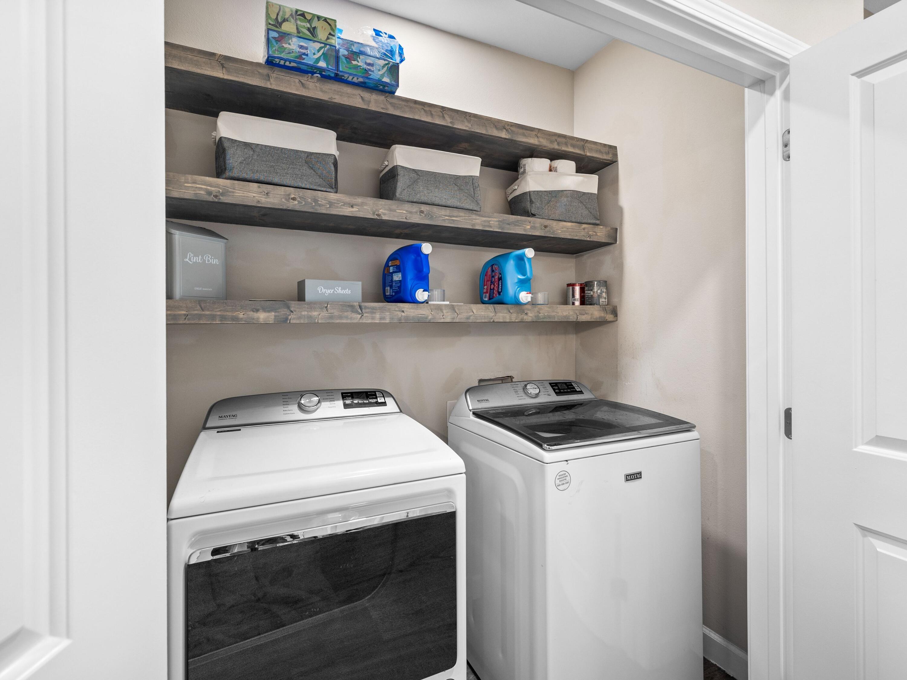 STABLE LANES - Residential