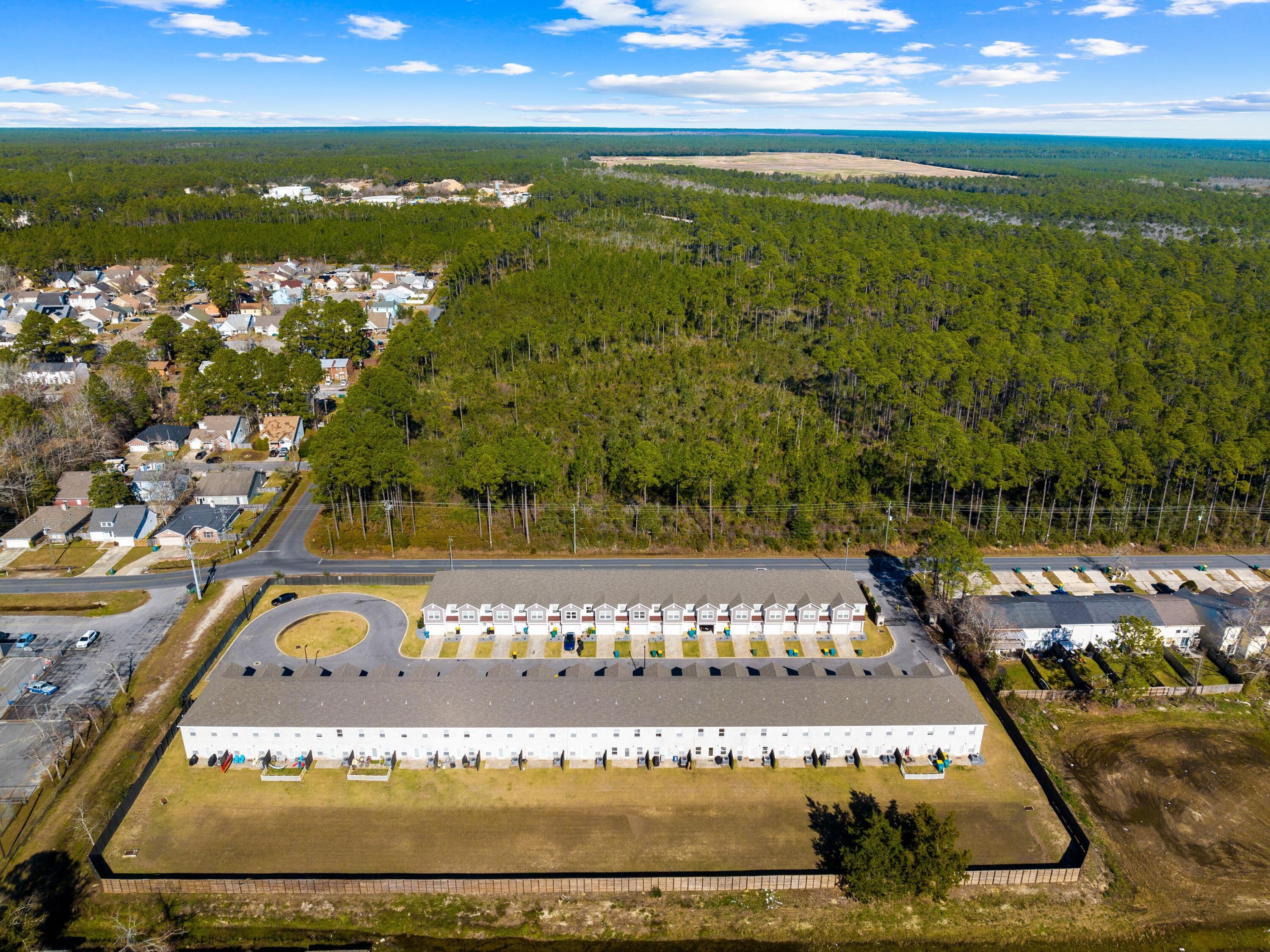 STABLE LANES - Residential