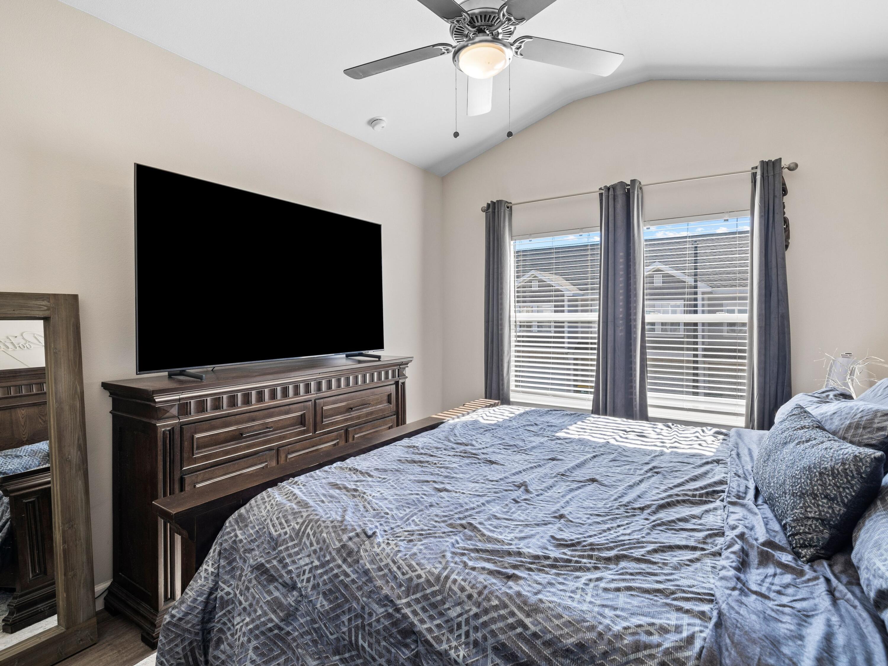 STABLE LANES - Residential