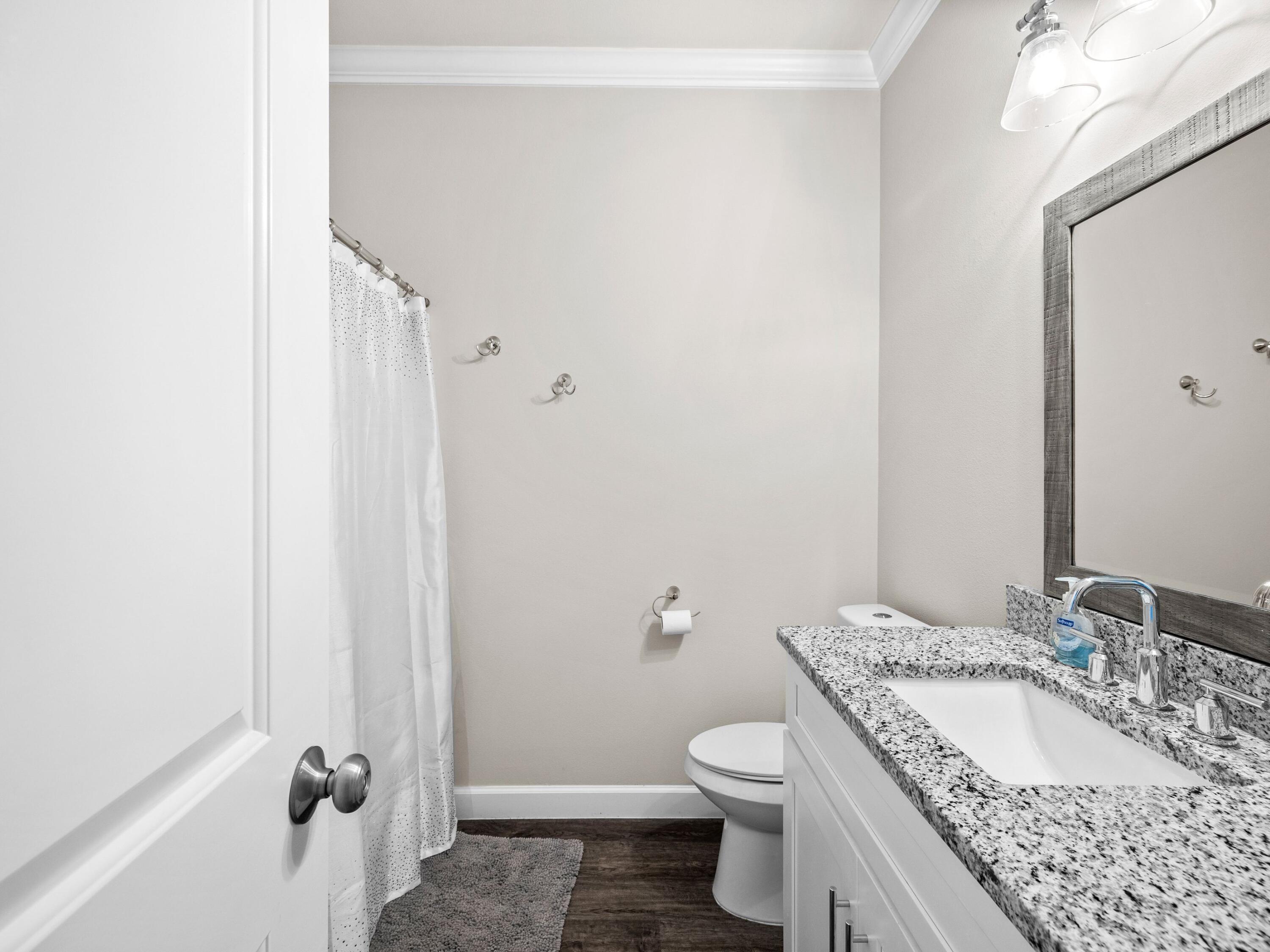 STABLE LANES - Residential