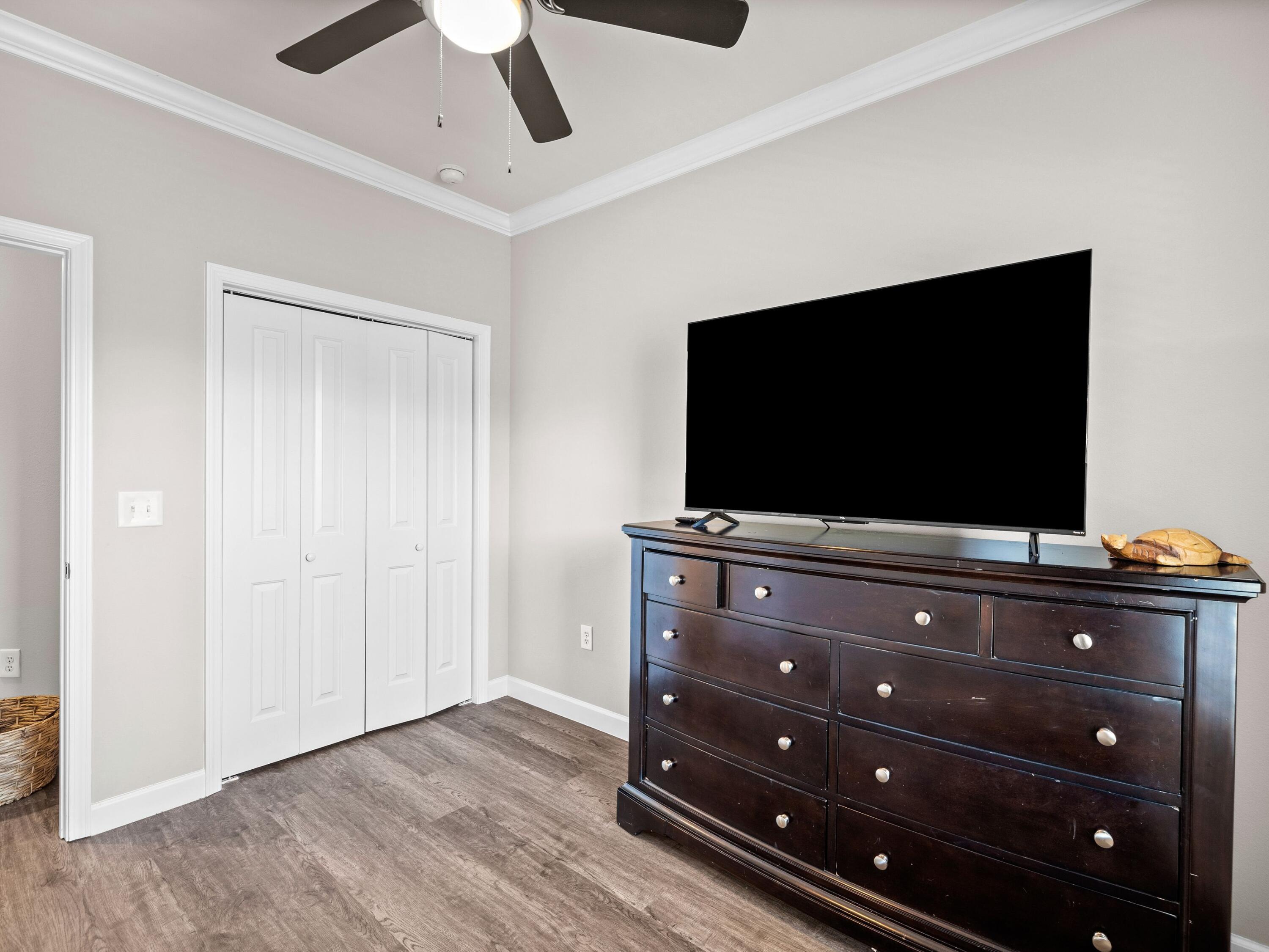 STABLE LANES - Residential