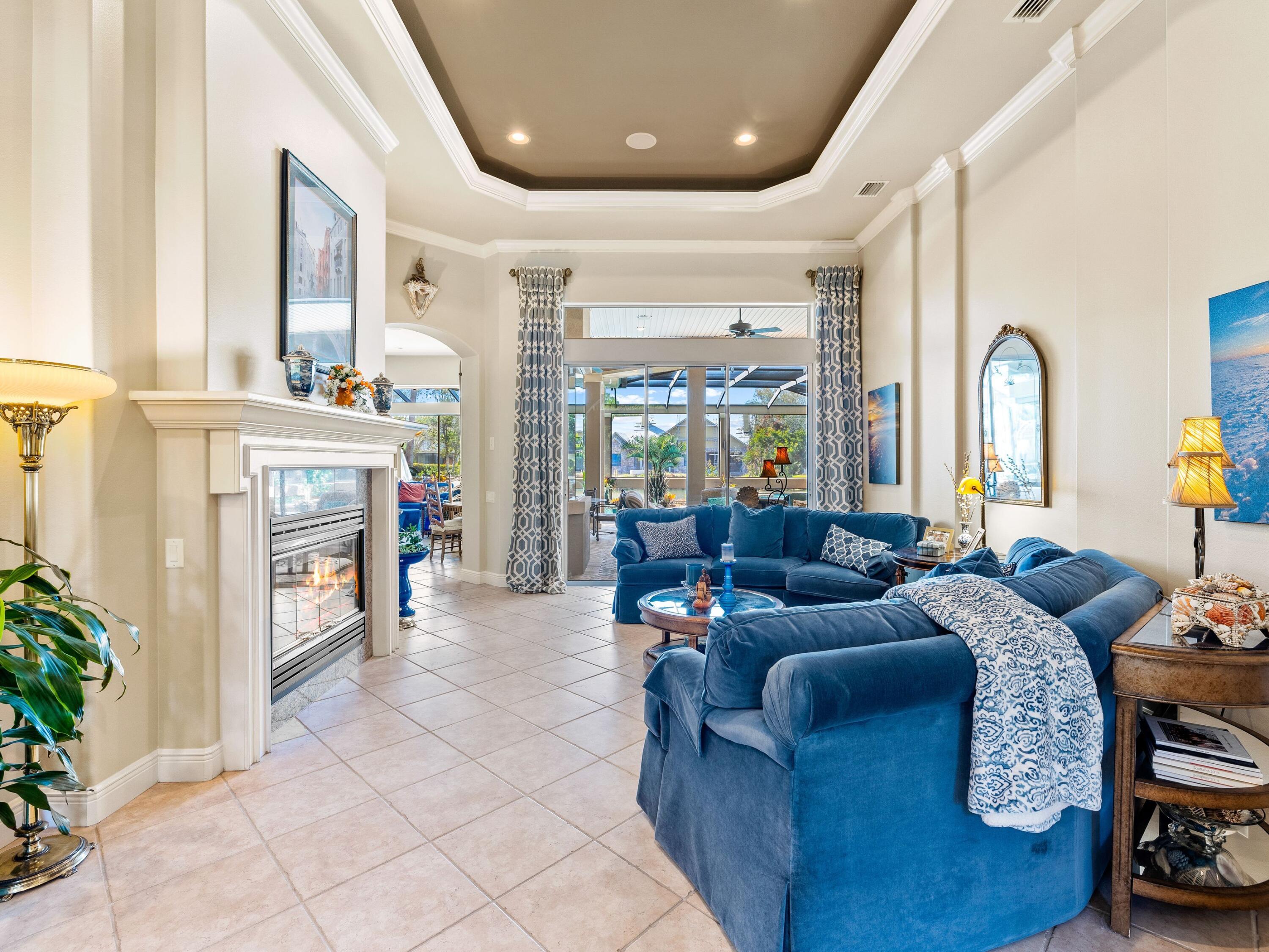 REGATTA BAY - Residential