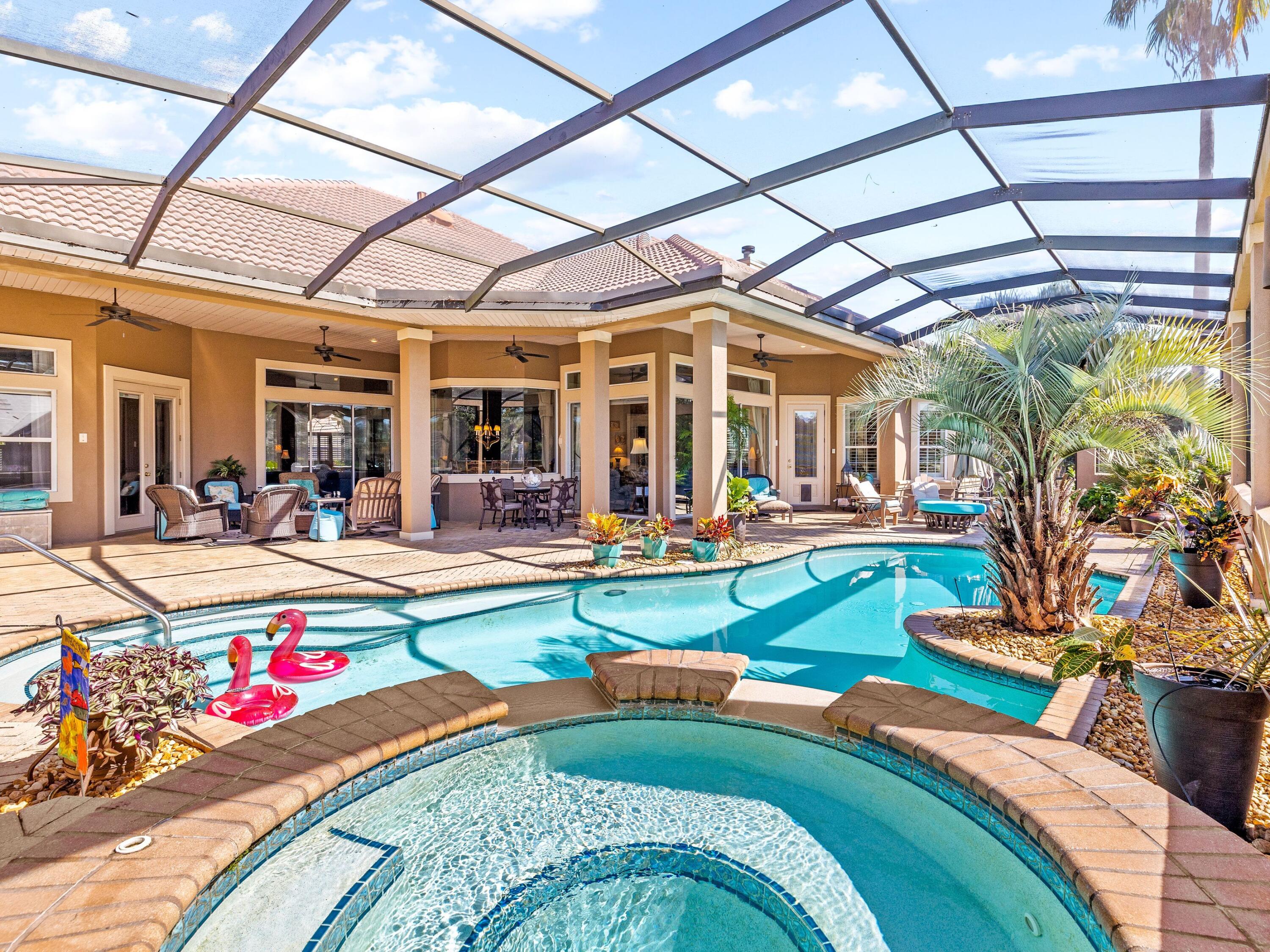 REGATTA BAY - Residential