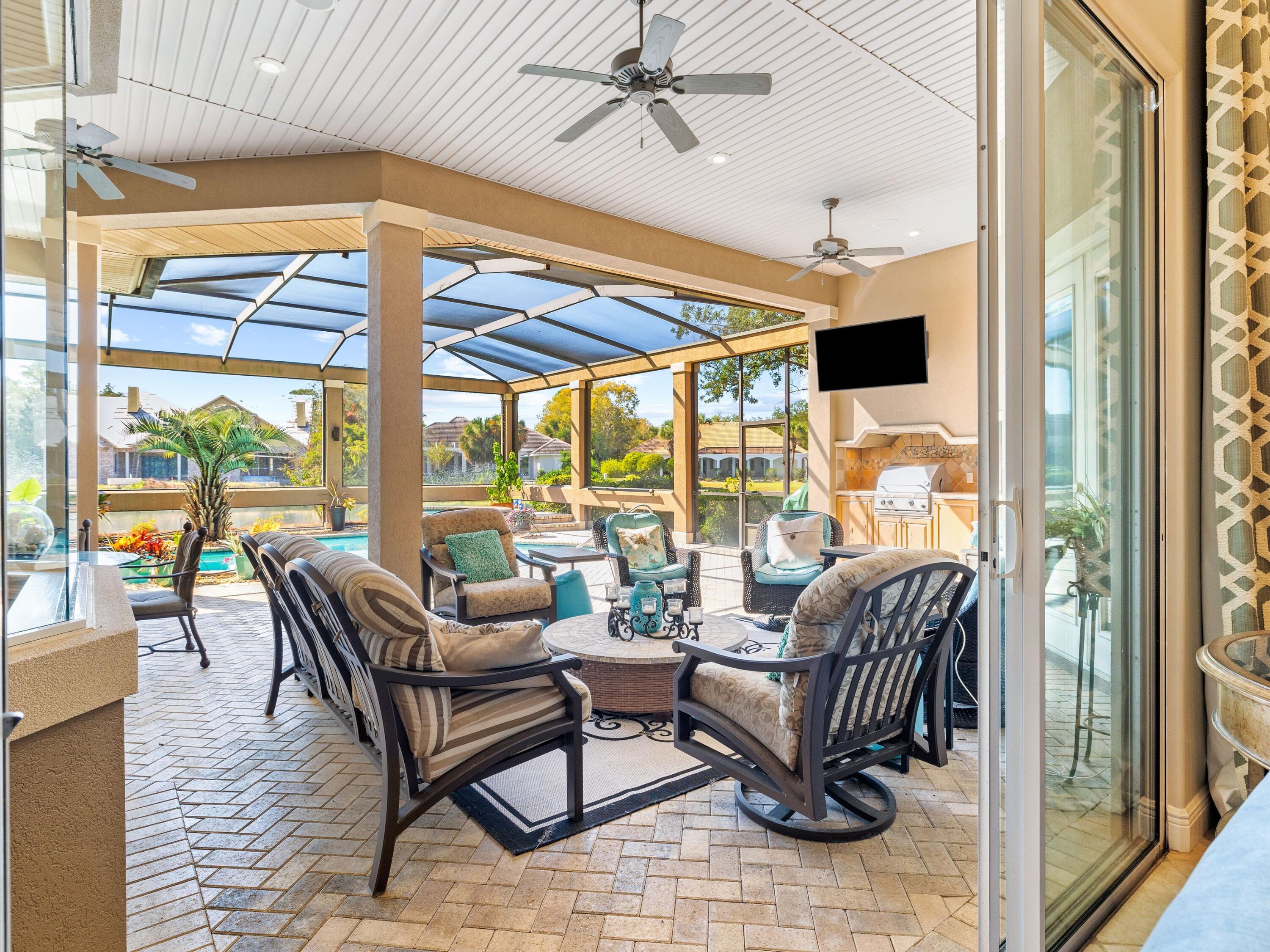 REGATTA BAY - Residential