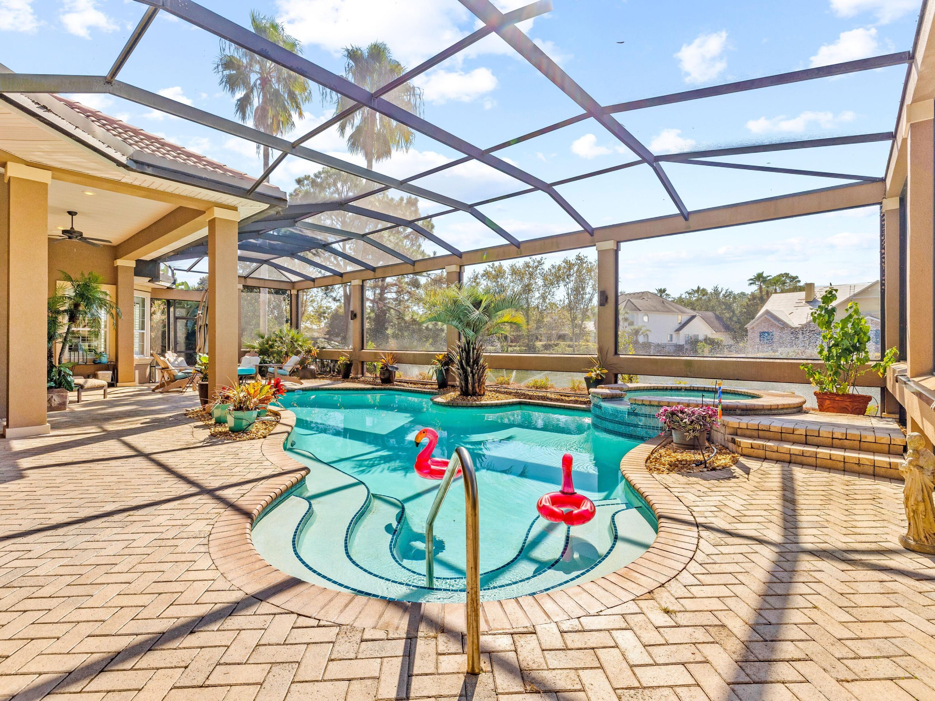 REGATTA BAY - Residential