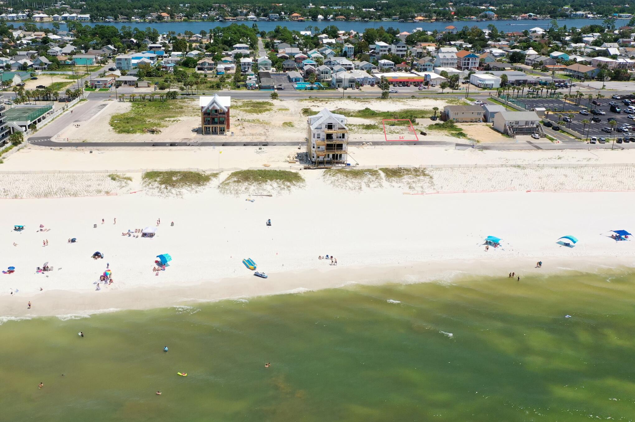 Hadley's Beach - Land