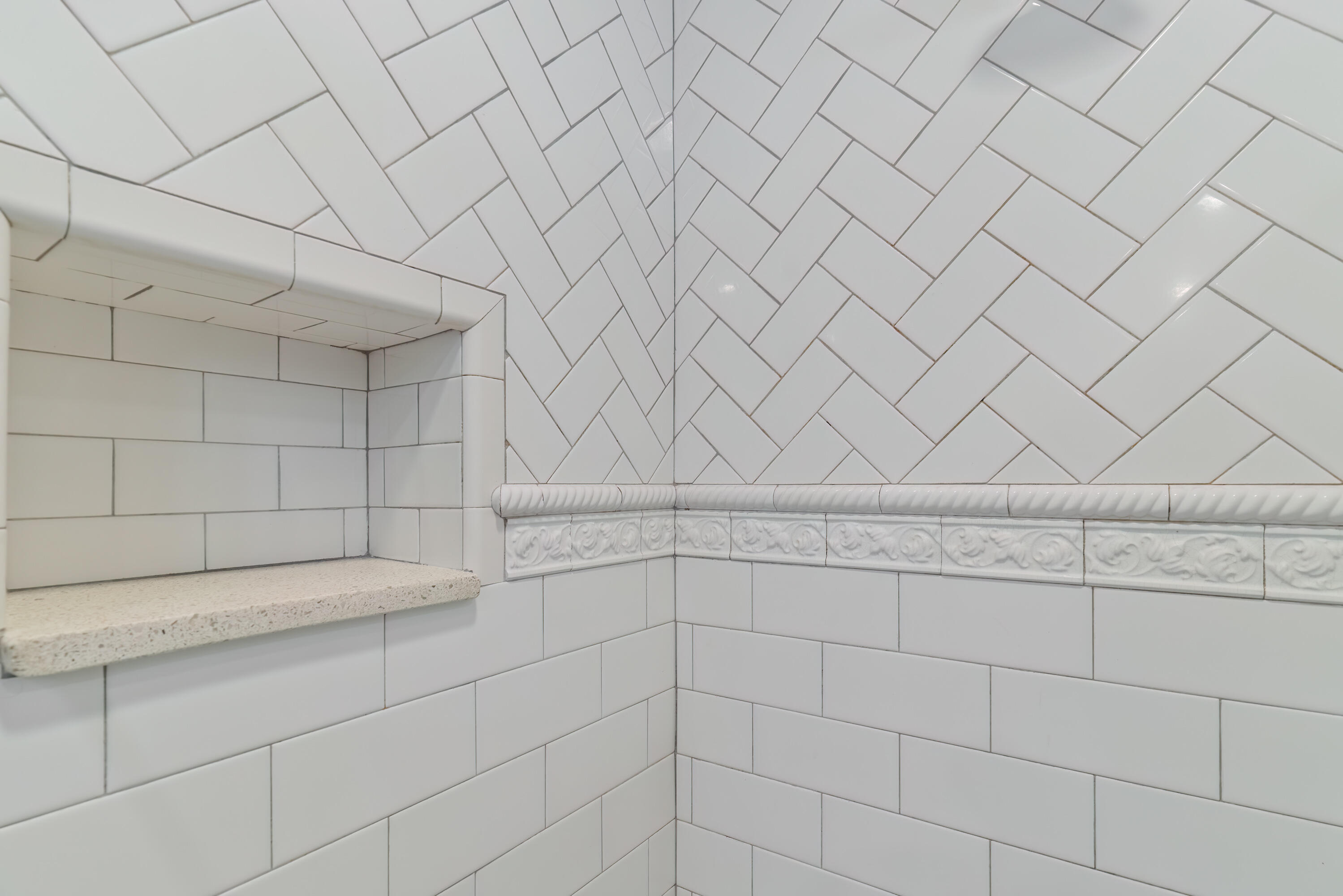 ELLIOTTS POINT - Residential