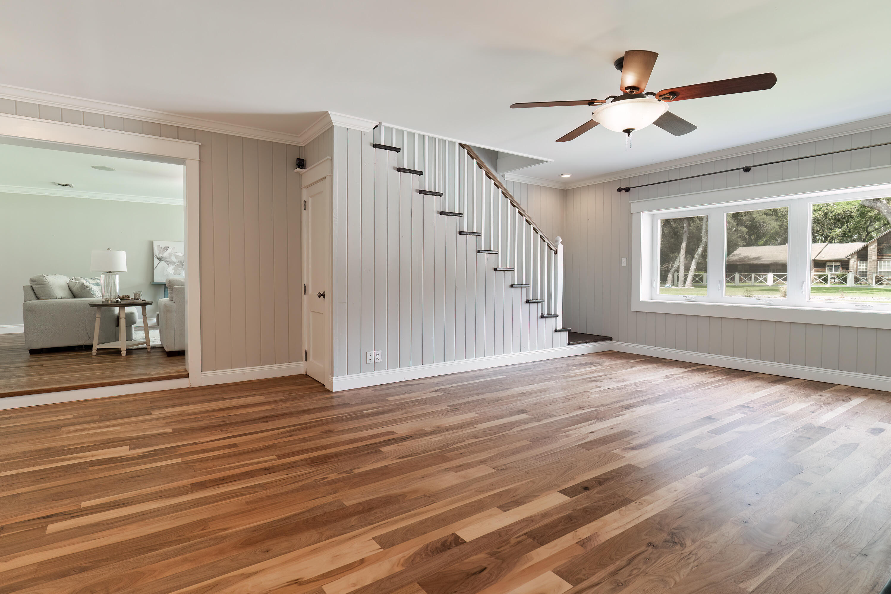 ELLIOTTS POINT - Residential