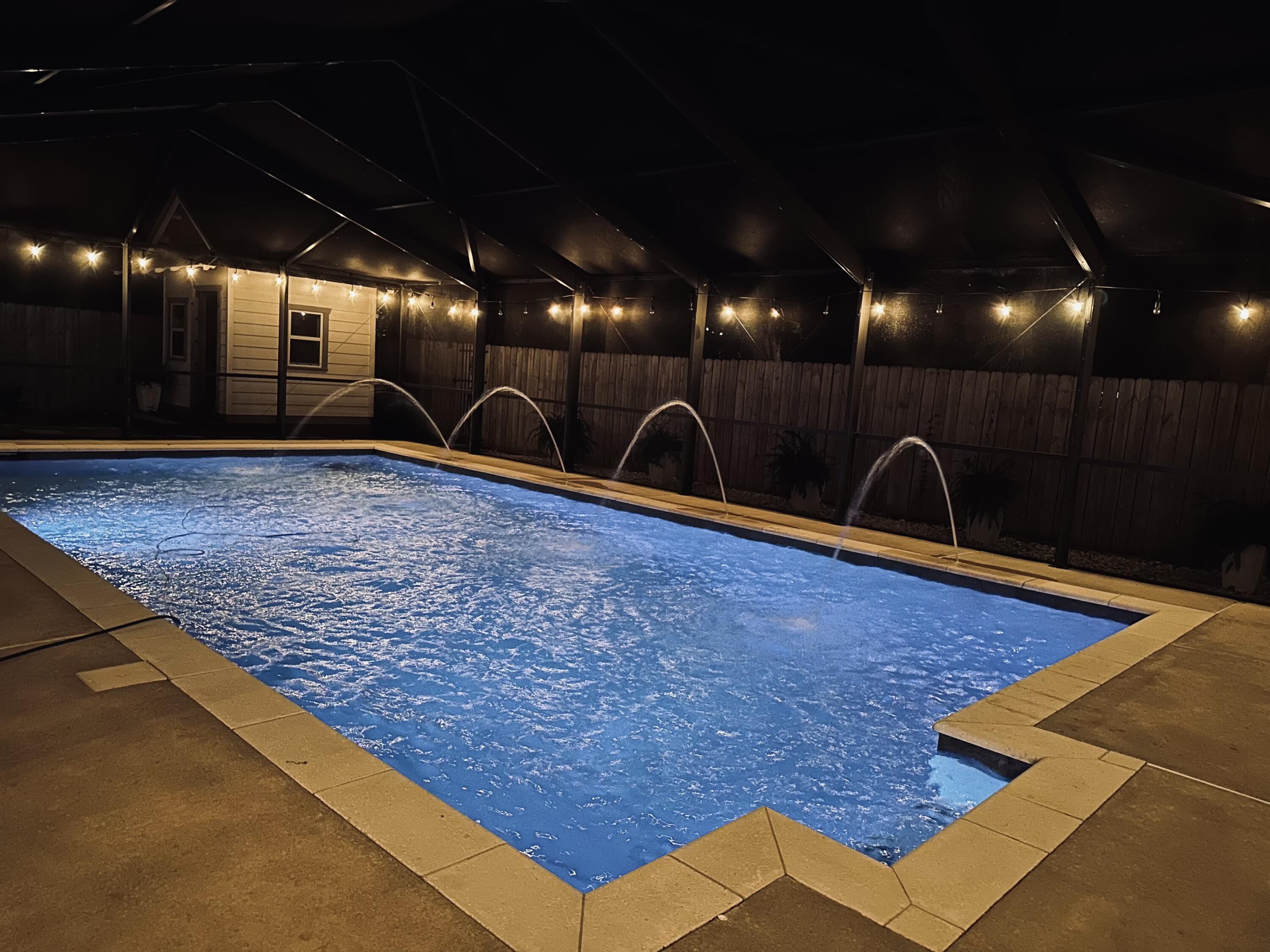 ELLIOTTS POINT - Residential