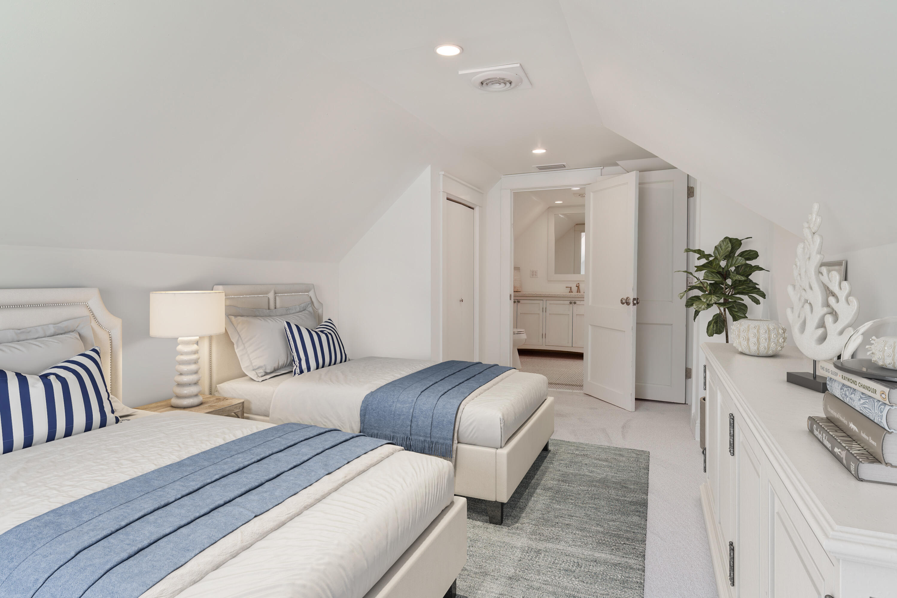 ELLIOTTS POINT - Residential