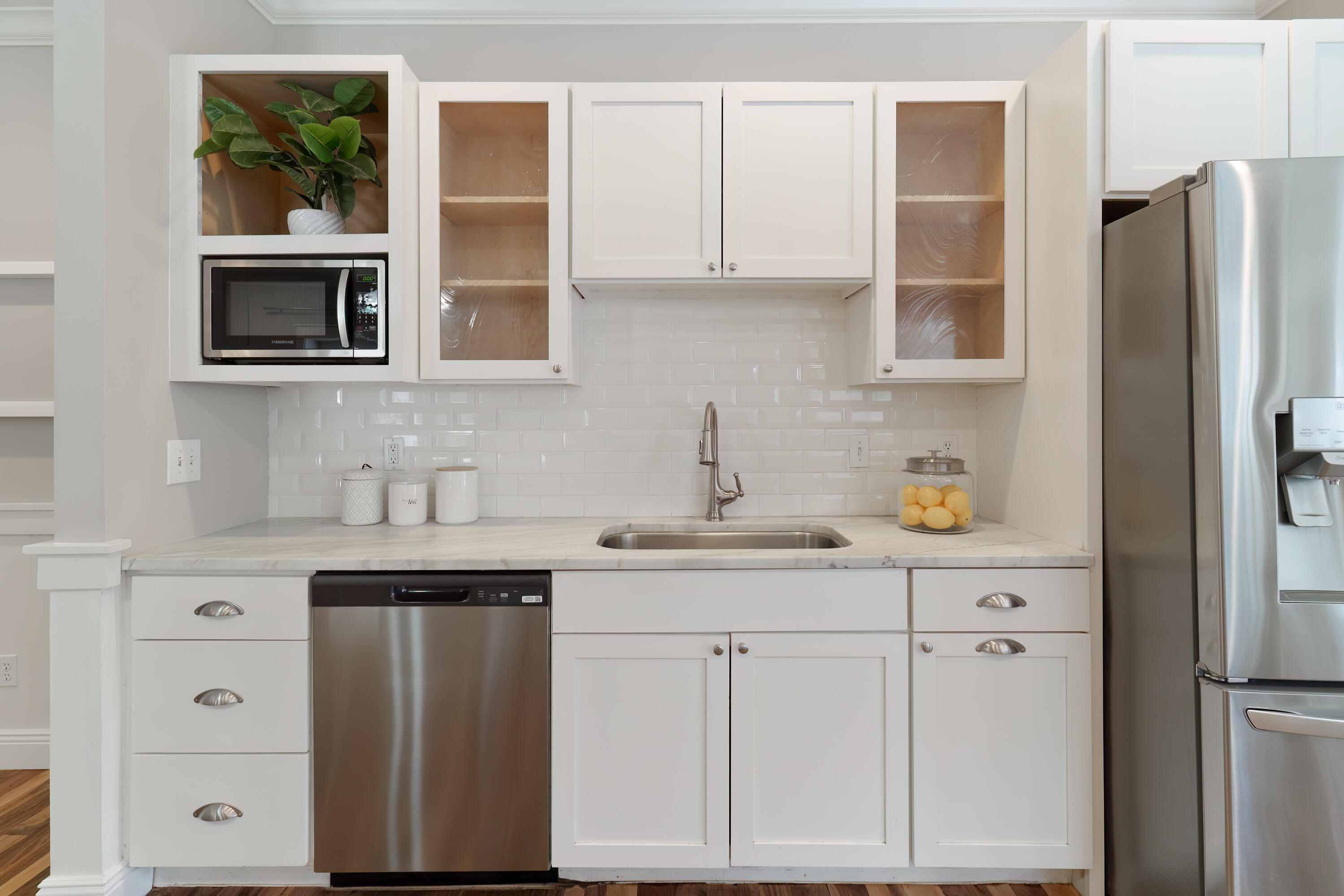 ELLIOTTS POINT - Residential