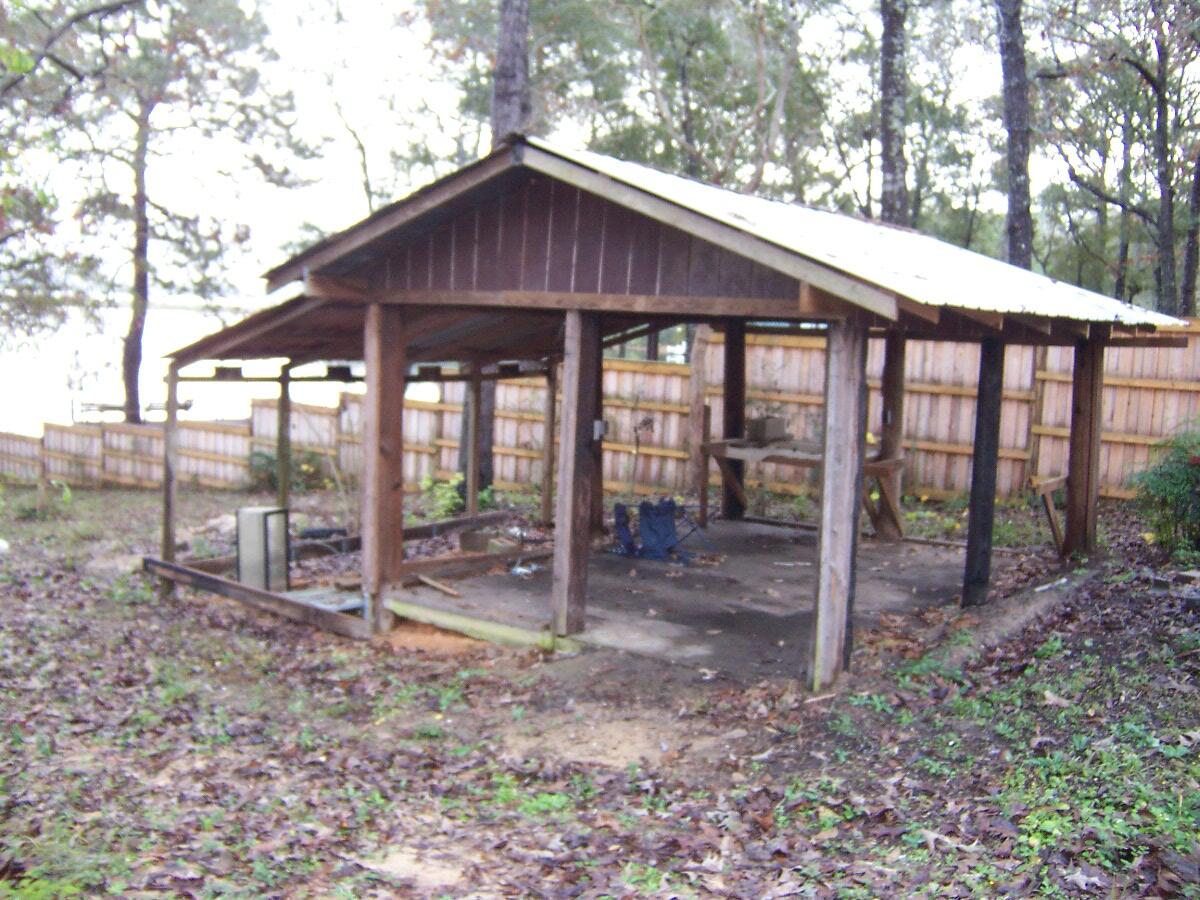 PIper Landing - Land