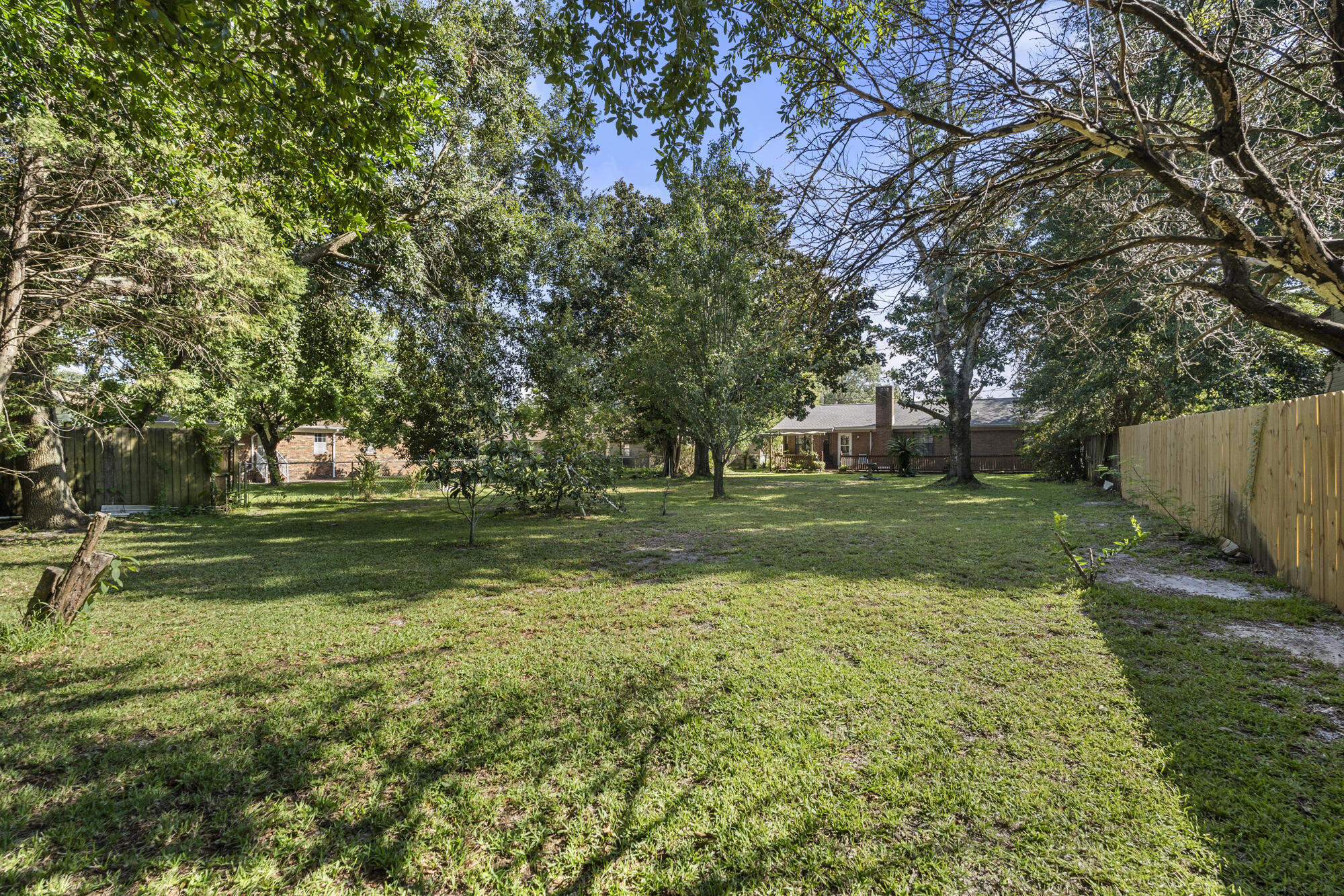 Holmes manner lot 3. - Residential