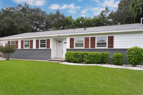 A home in Fort Walton Beach