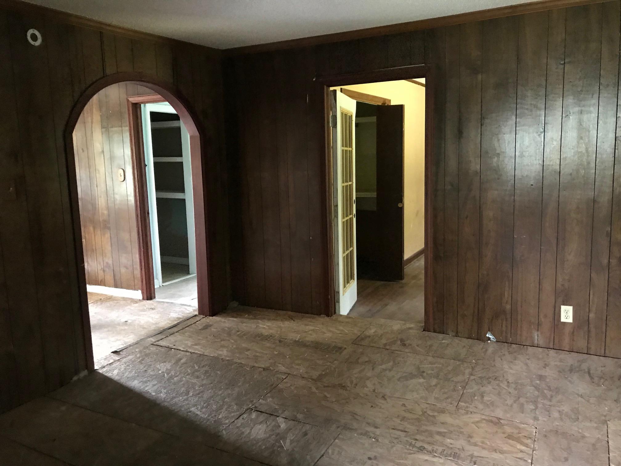 METES & BOUNDS - Residential