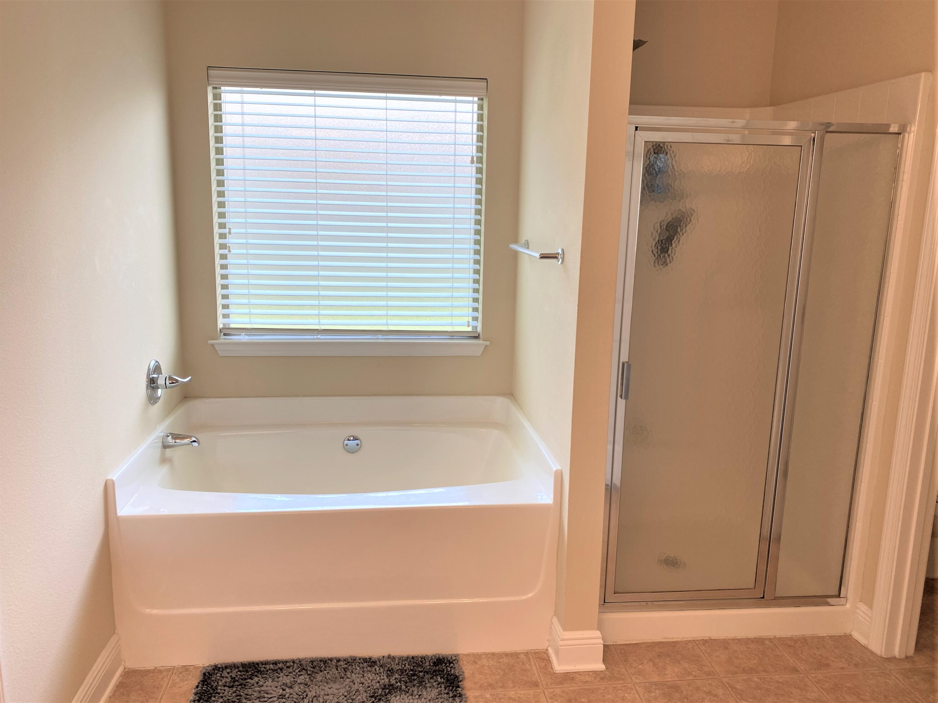 RUSTIC RIDGE - Residential