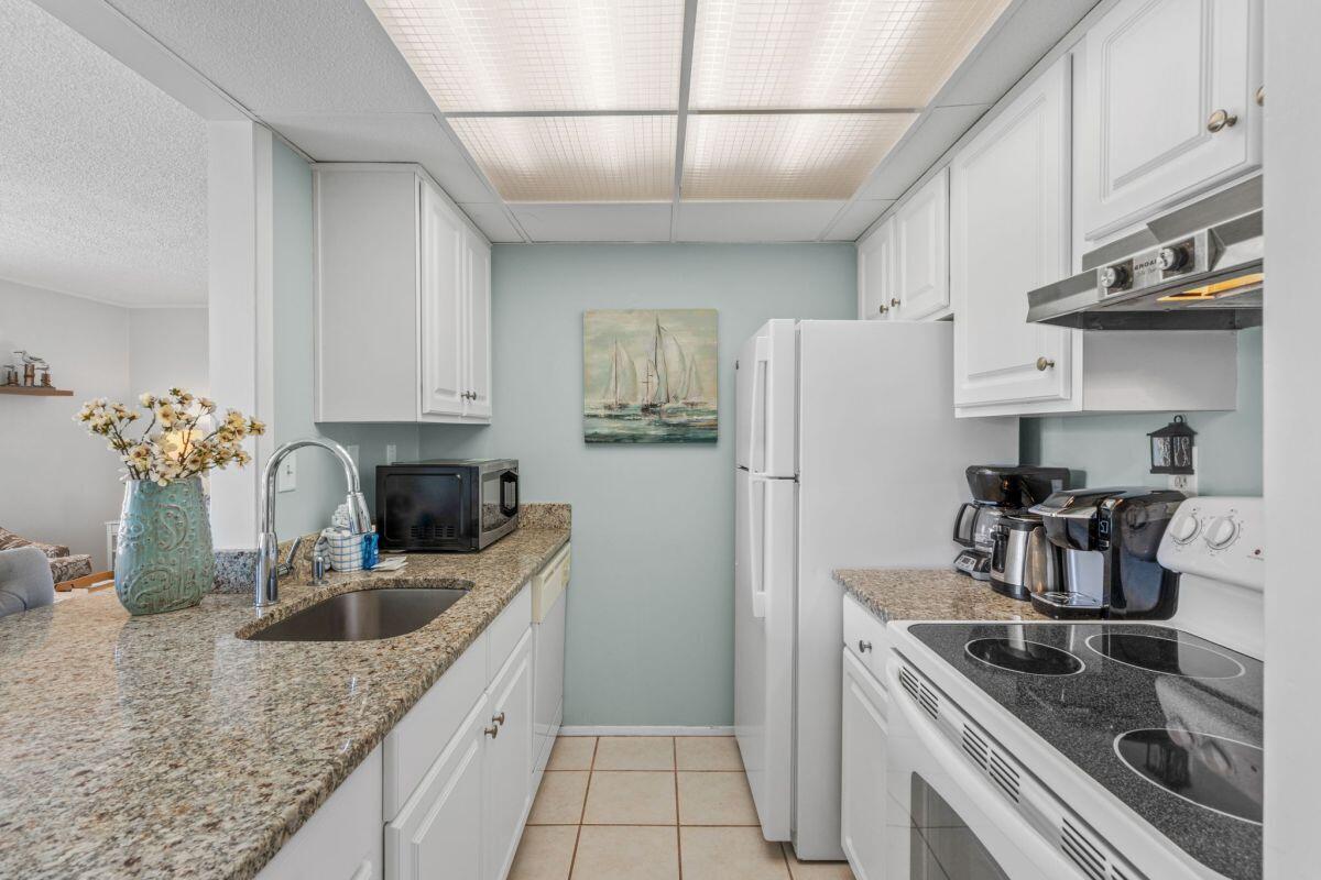 Sandpiper Cove Condominiums, Phase 1, Unit F Bldg 13 Commonly known as Unit 2039 - Residential