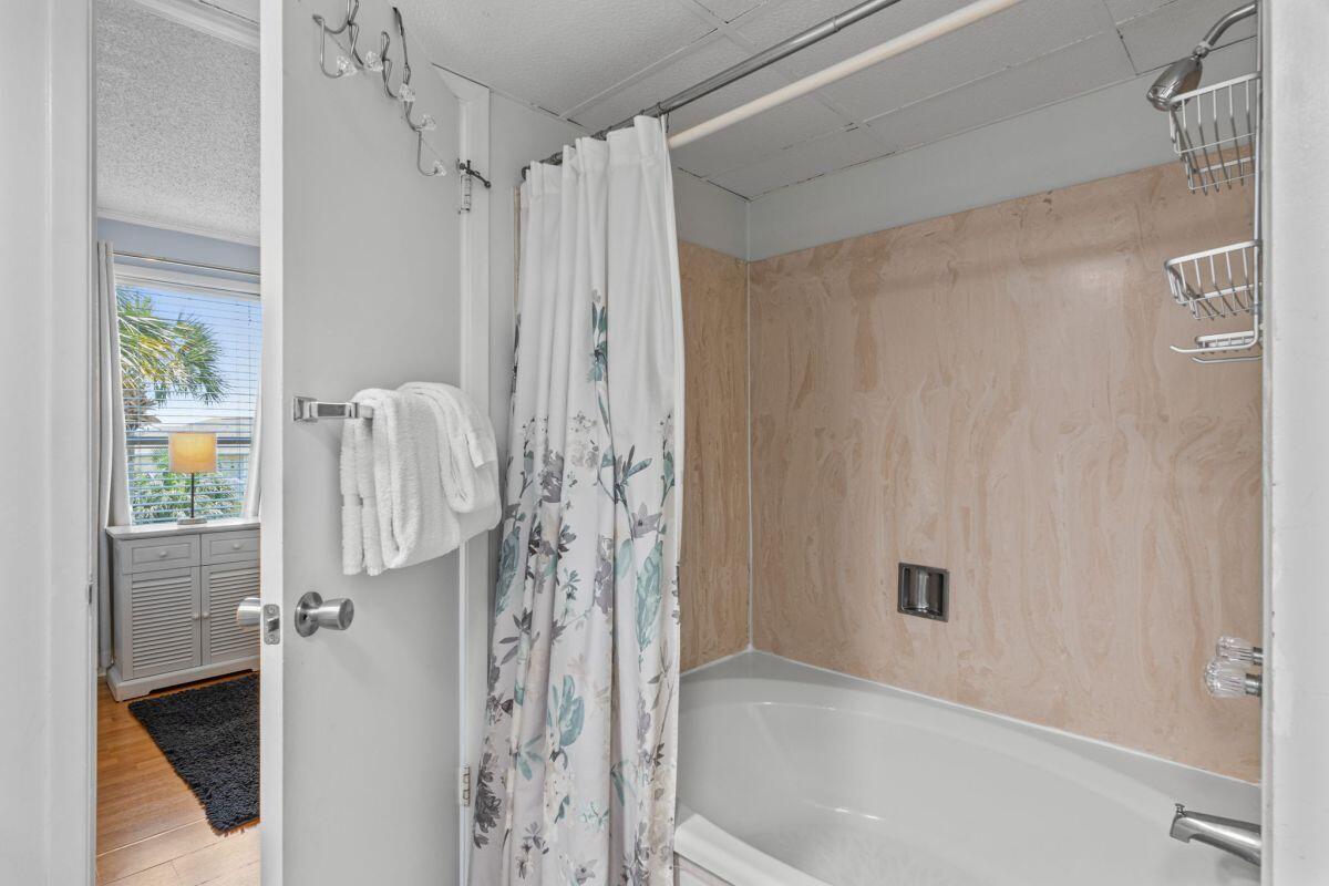 Sandpiper Cove Condominiums, Phase 1, Unit F Bldg 13 Commonly known as Unit 2039 - Residential