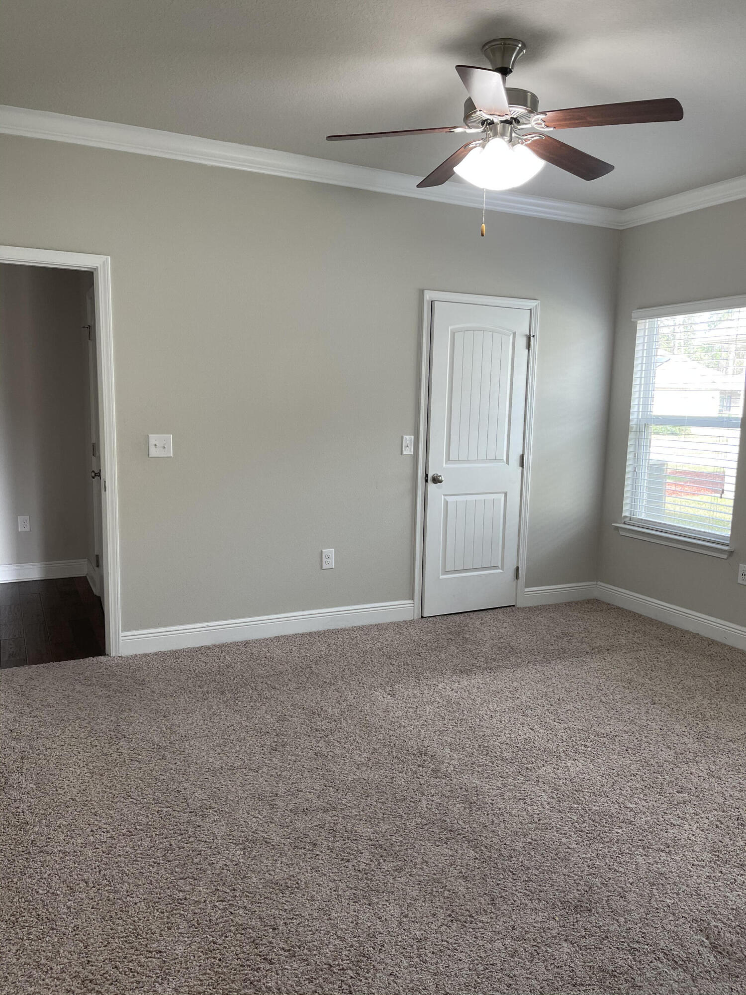 DRIFTWOOD ESTATES - Residential Lease