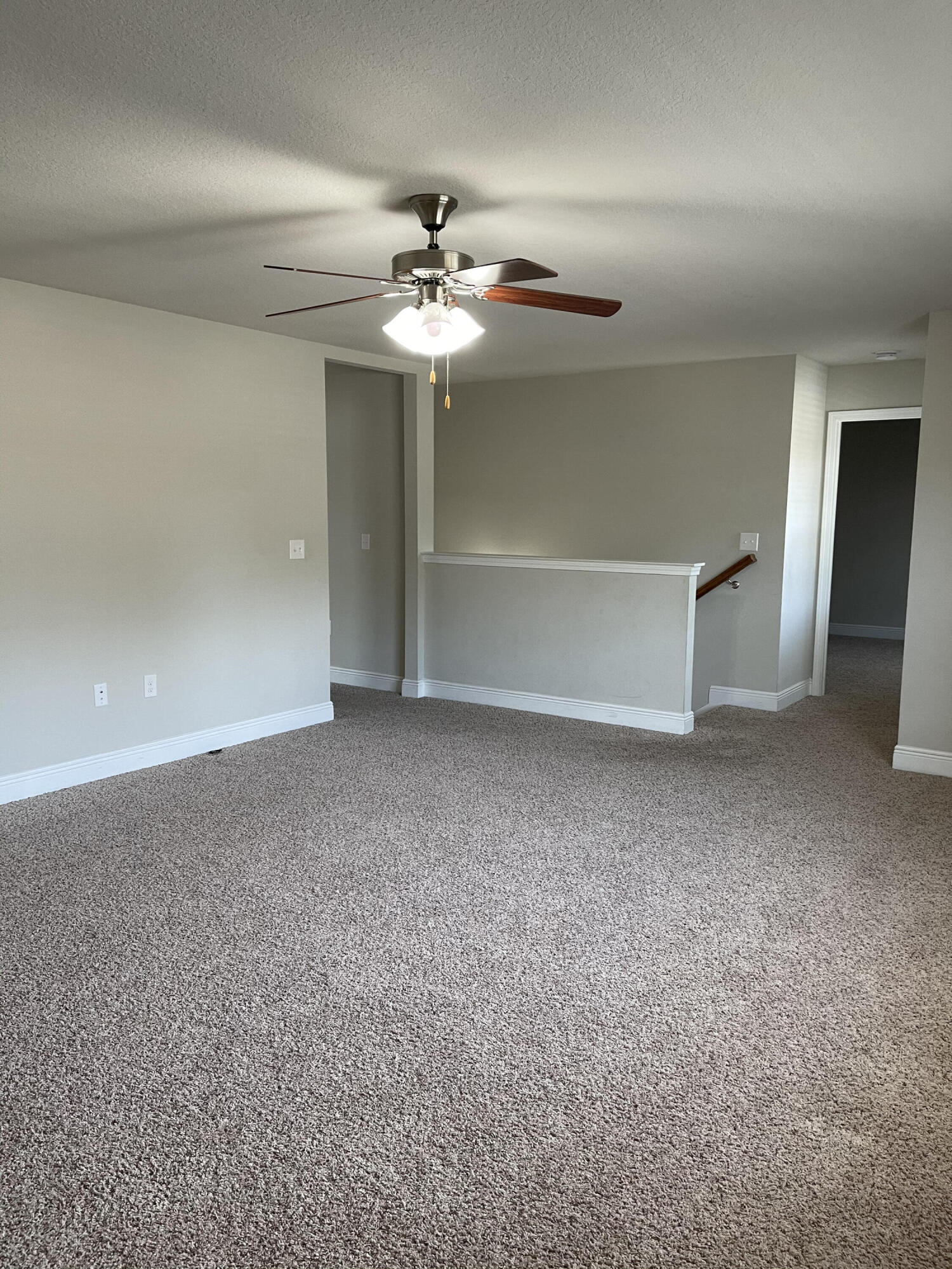 DRIFTWOOD ESTATES - Residential Lease