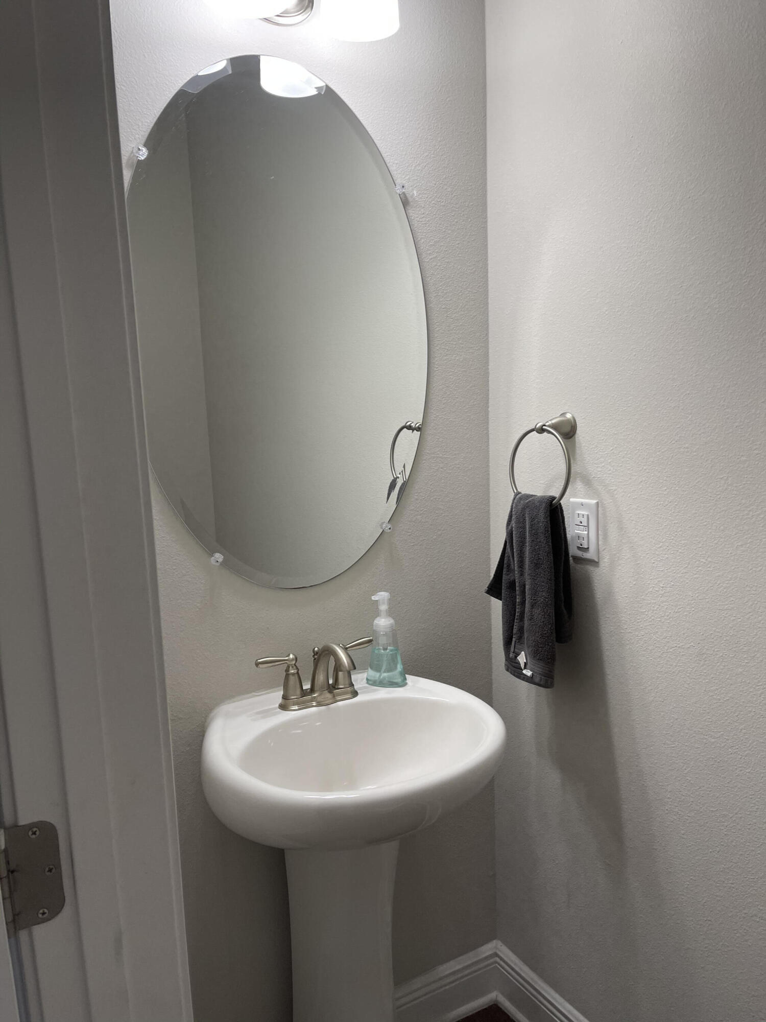 DRIFTWOOD ESTATES - Residential Lease