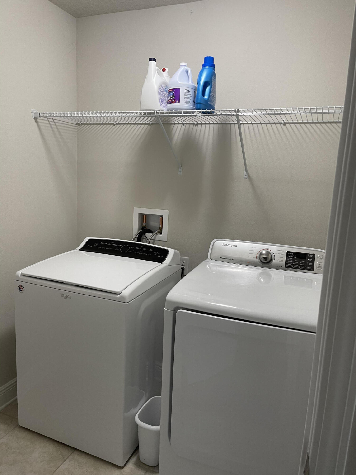 DRIFTWOOD ESTATES - Residential Lease