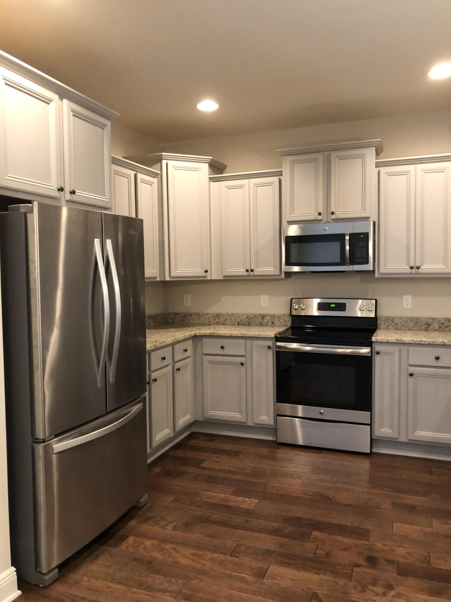 DRIFTWOOD ESTATES - Residential Lease