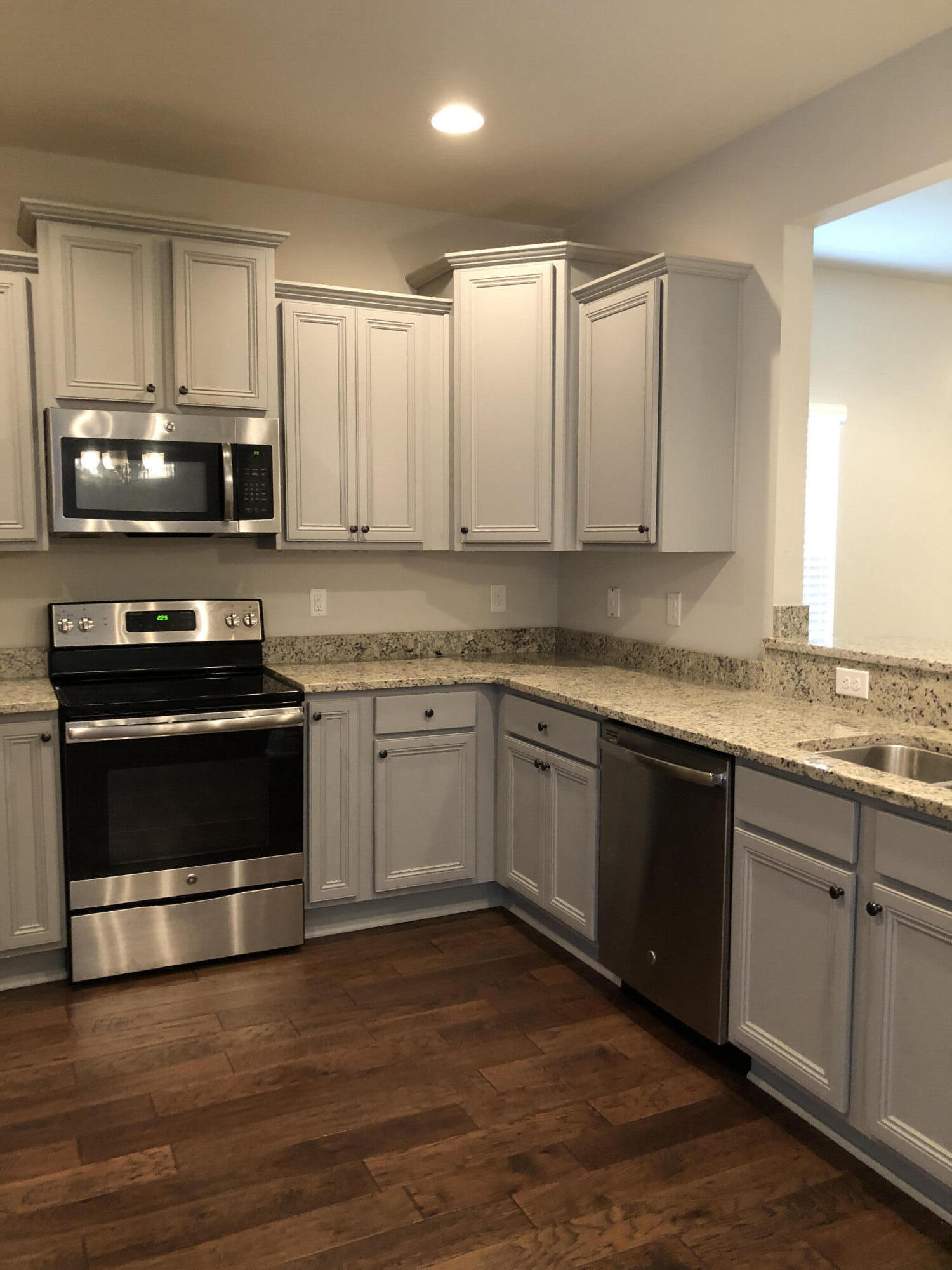 DRIFTWOOD ESTATES - Residential Lease