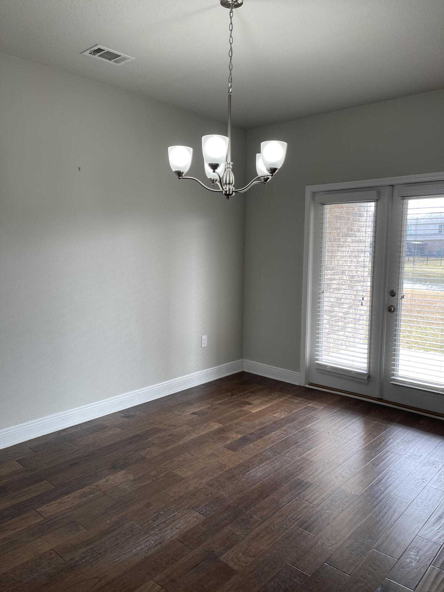 DRIFTWOOD ESTATES - Residential Lease