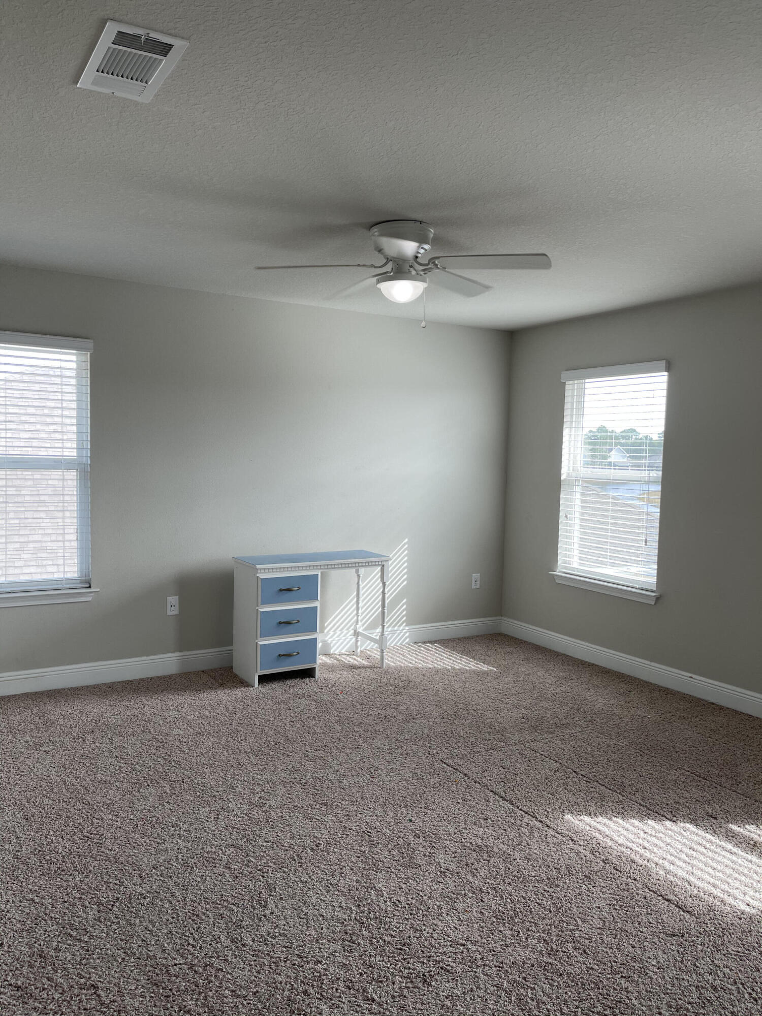 DRIFTWOOD ESTATES - Residential Lease