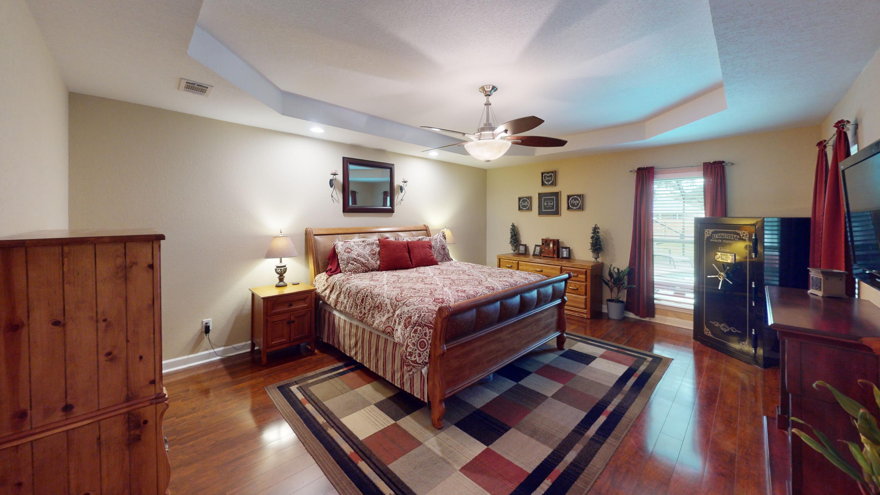 HOLLEY BY THE SEA - Residential